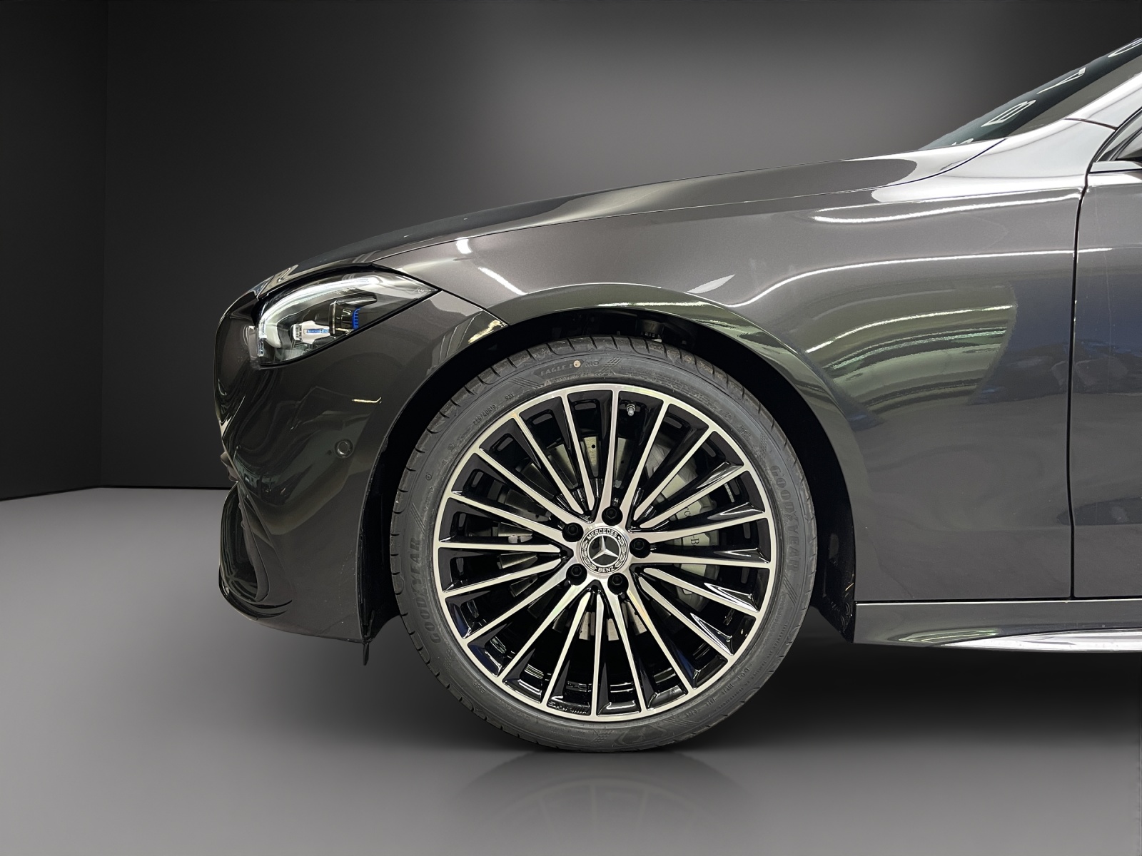 MERCEDES-BENZ C 300 T 4 Matic-image-5