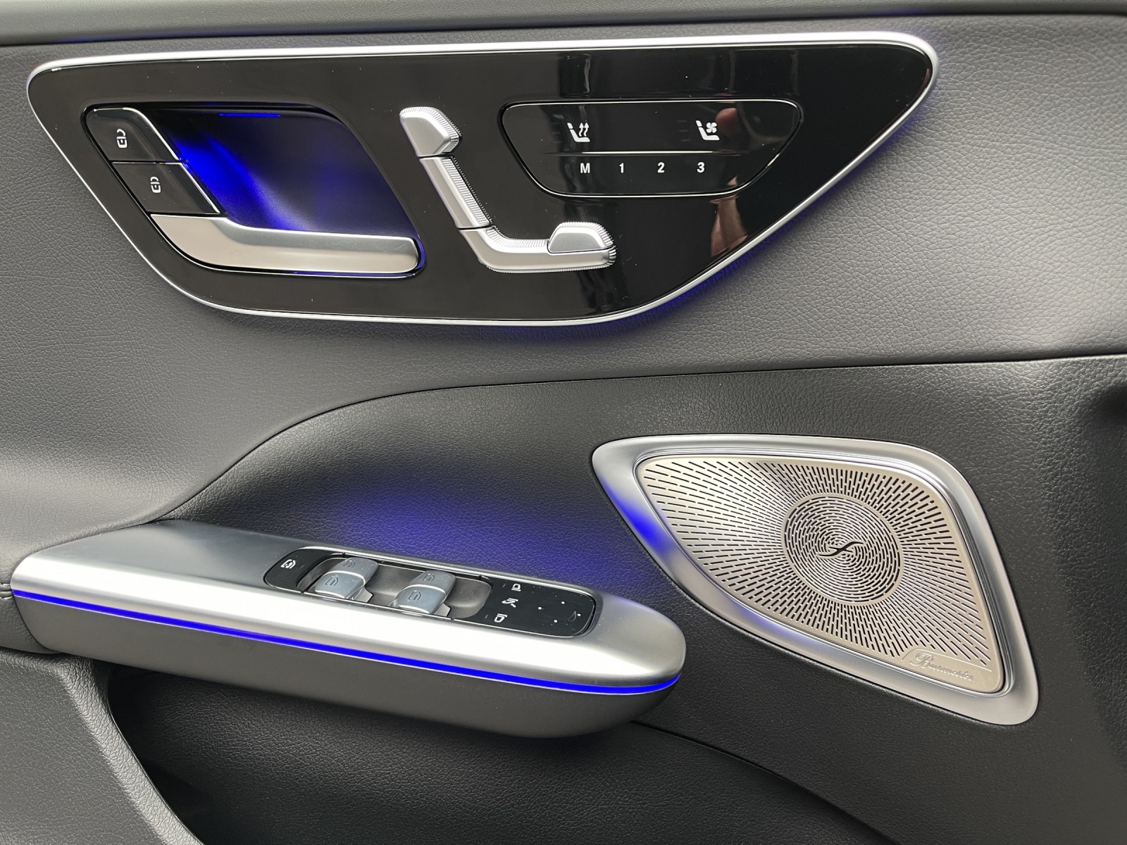 MERCEDES-BENZ C 300 T 4 Matic-image-12