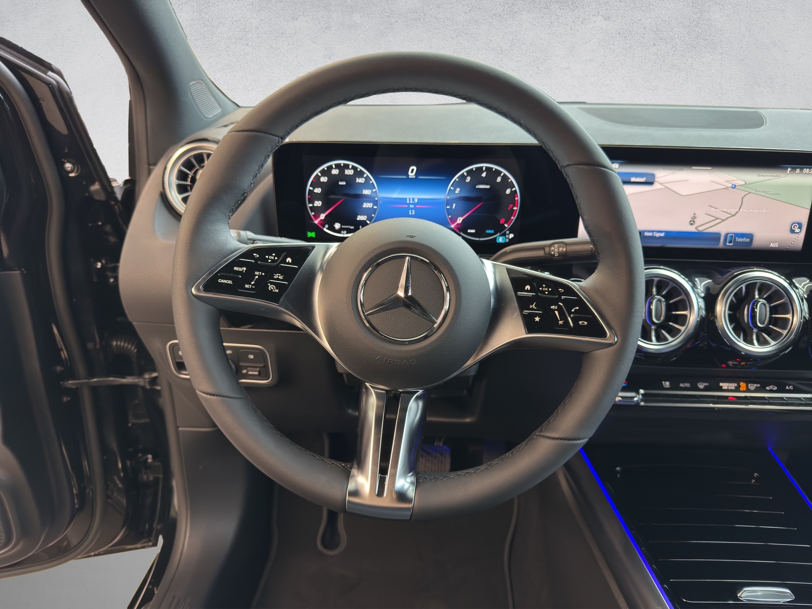 MERCEDES-BENZ B 200 Progressive-image-11