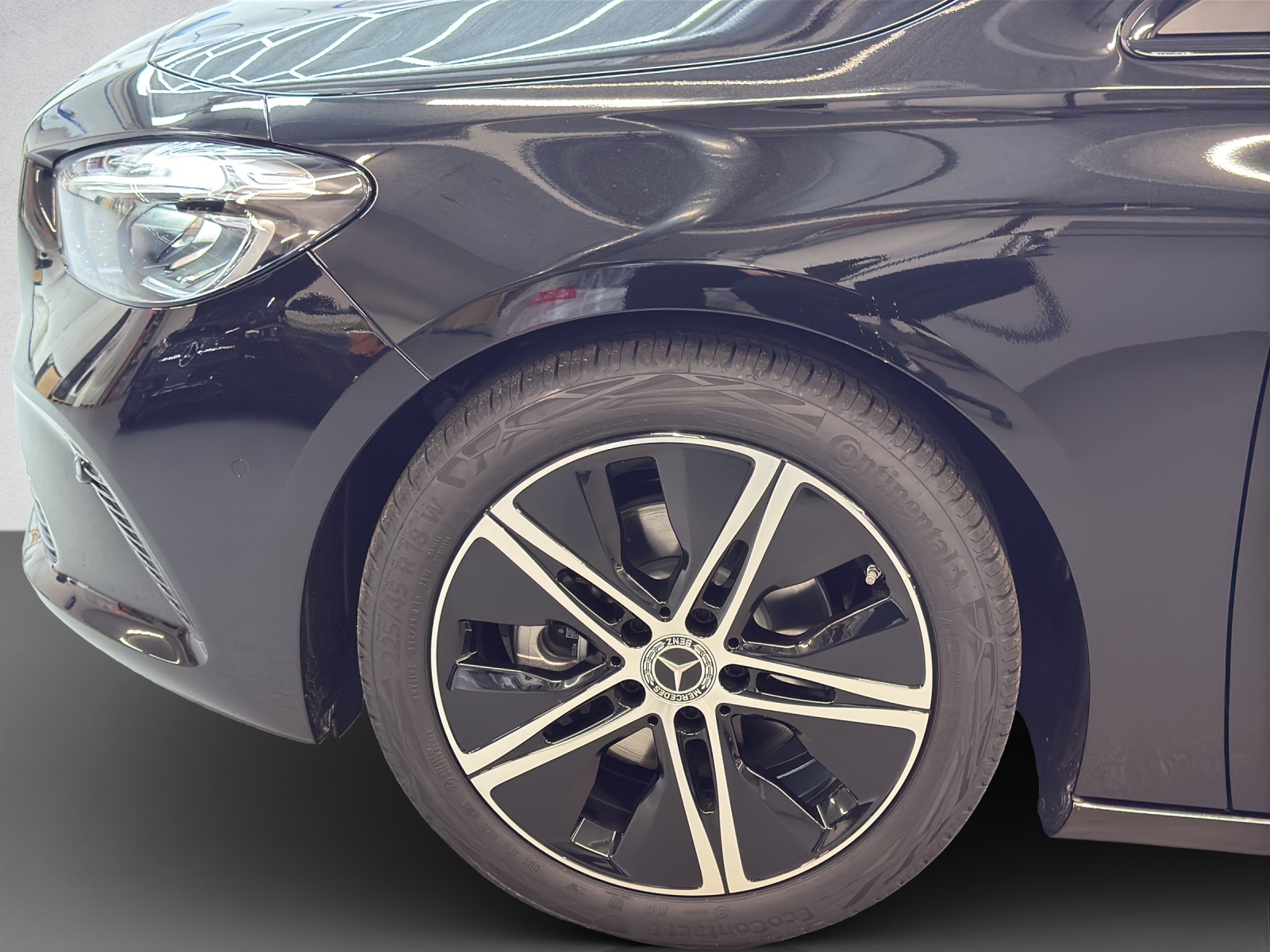 MERCEDES-BENZ B 200 Progressive-image-6