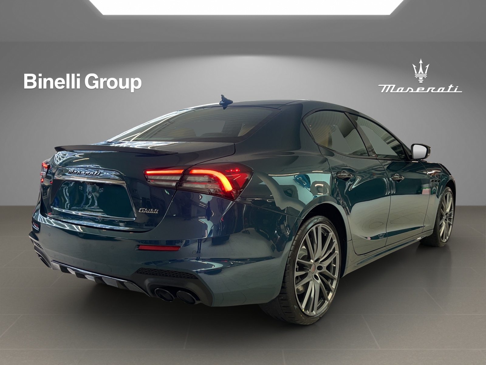 MASERATI Ghibli Trofeo 3.8 V8 - 334 ULTIMA 1of103 - Blu Persia FUORISERIE - 2.99% Leasing-image-30