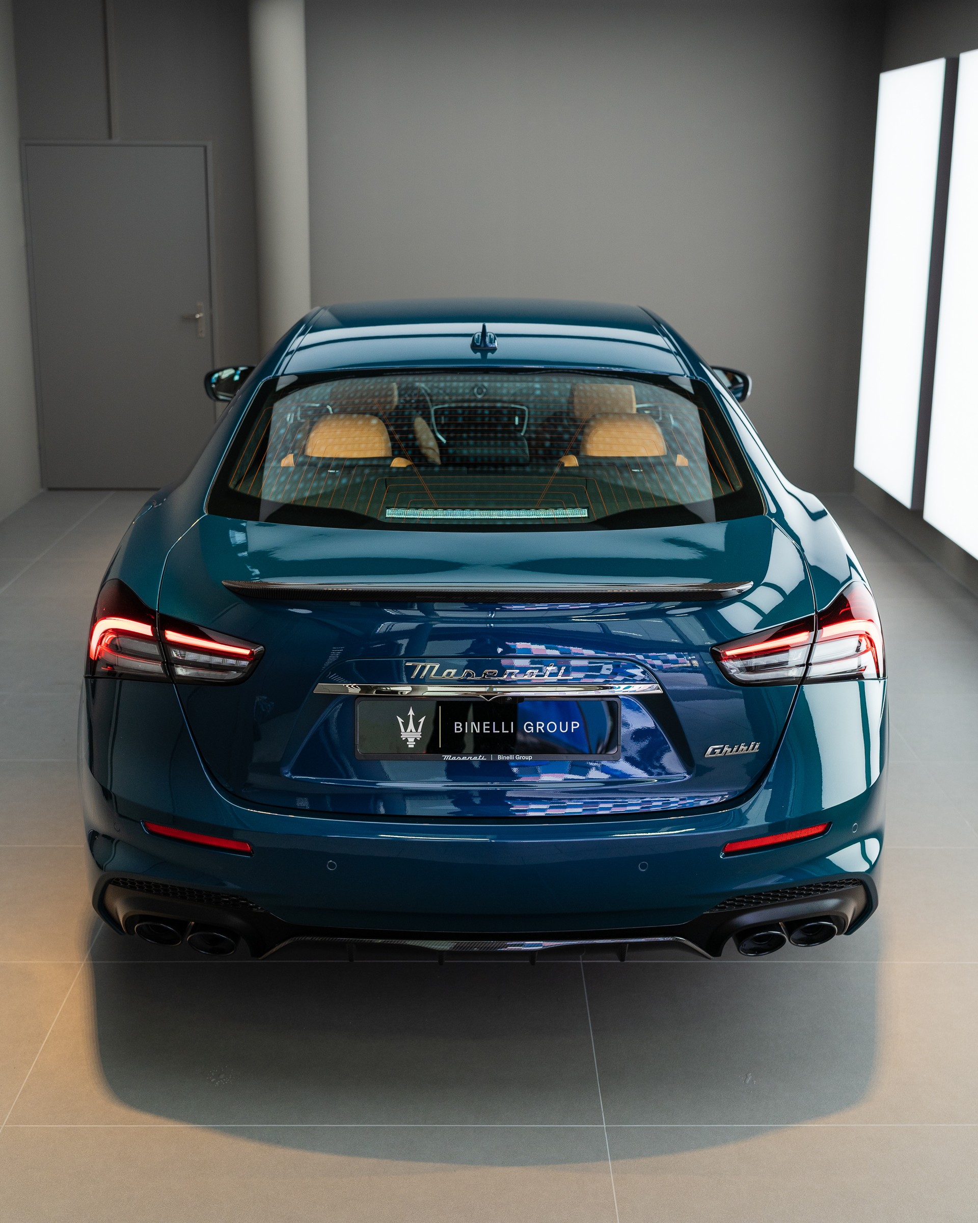 MASERATI Ghibli Trofeo 3.8 V8 - 334 ULTIMA 1of103 - Blu Persia FUORISERIE - 2.99% Leasing-showroom-element-3