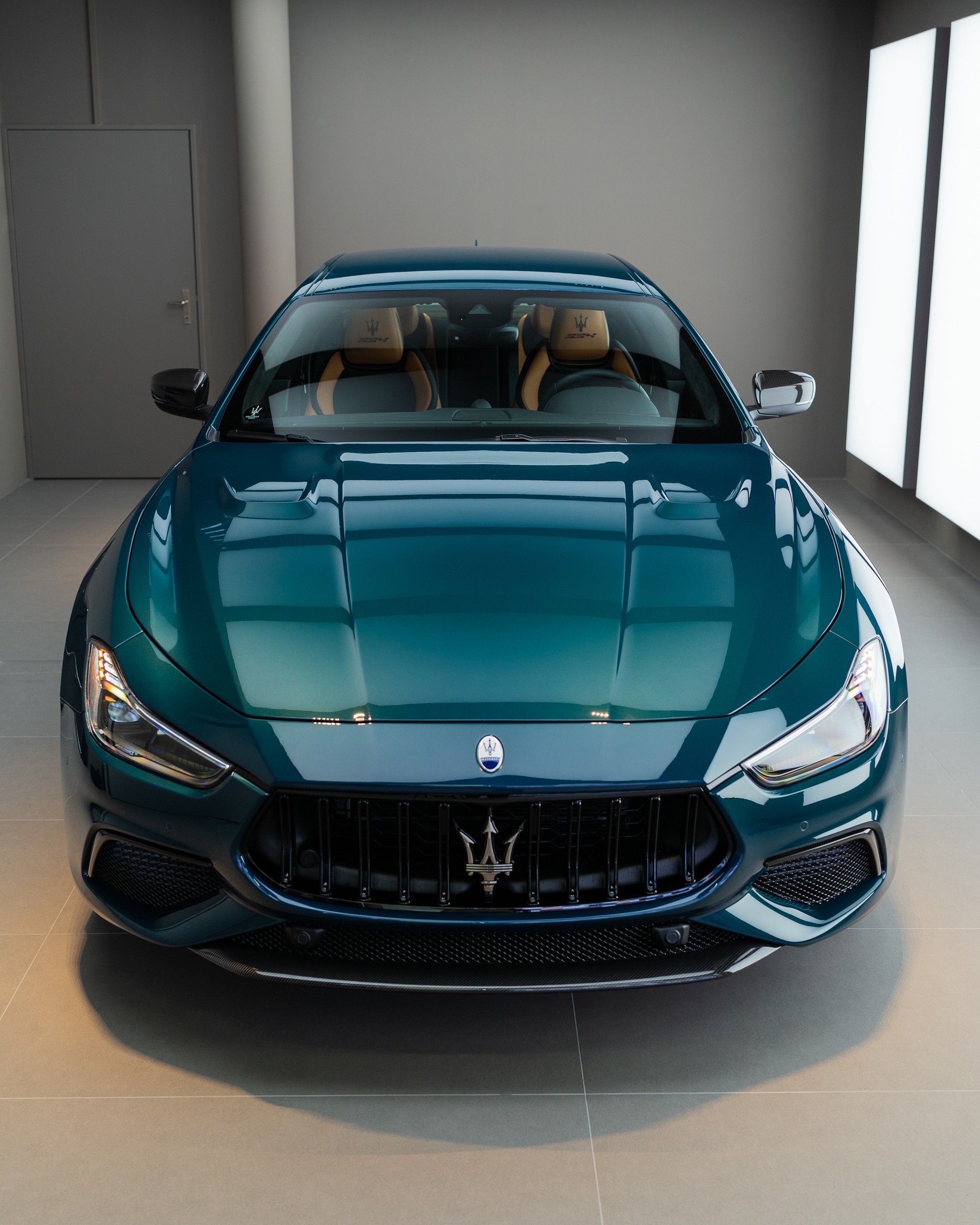 MASERATI Ghibli Trofeo 3.8 V8 - 334 ULTIMA 1of103 - Blu Persia FUORISERIE - 2.99% Leasing