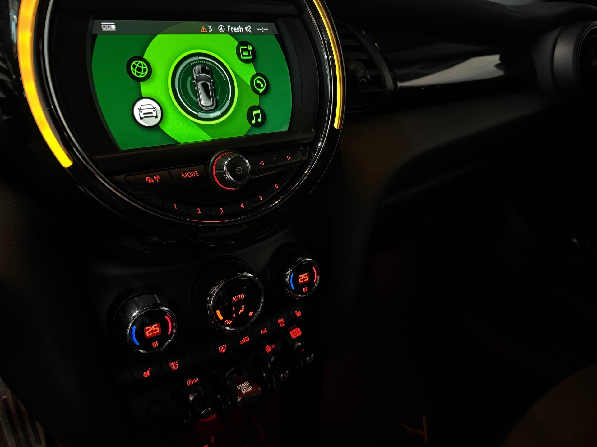 MINI Cooper John Cooper Works Cabriolet-image-12