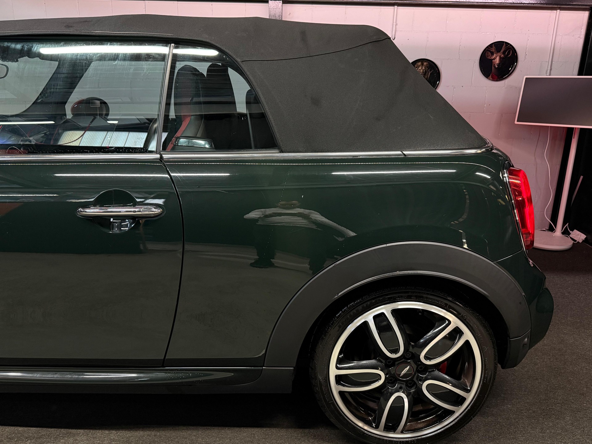 MINI Cooper John Cooper Works Cabriolet-image-14