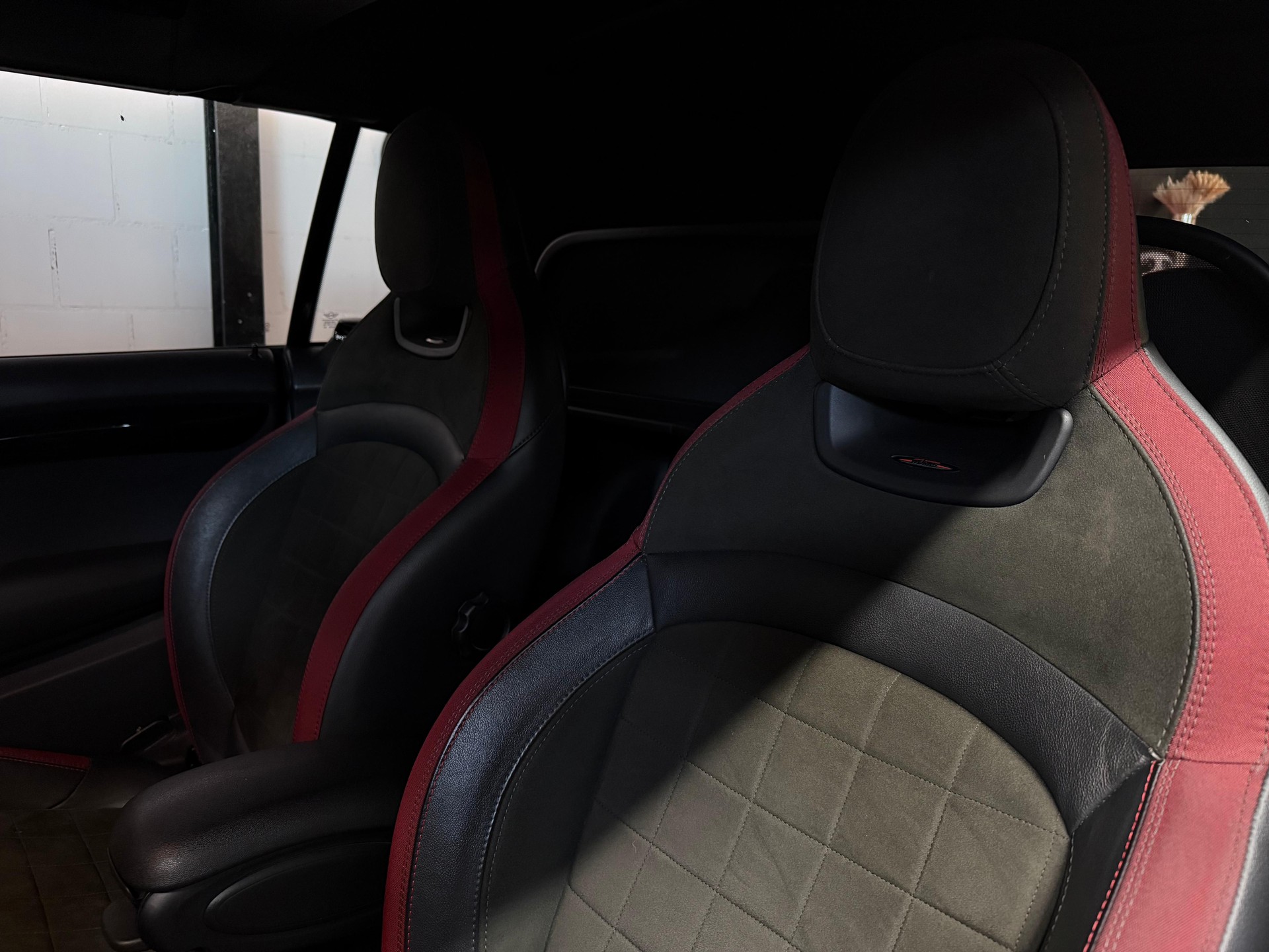 MINI Cooper John Cooper Works Cabriolet-image-10