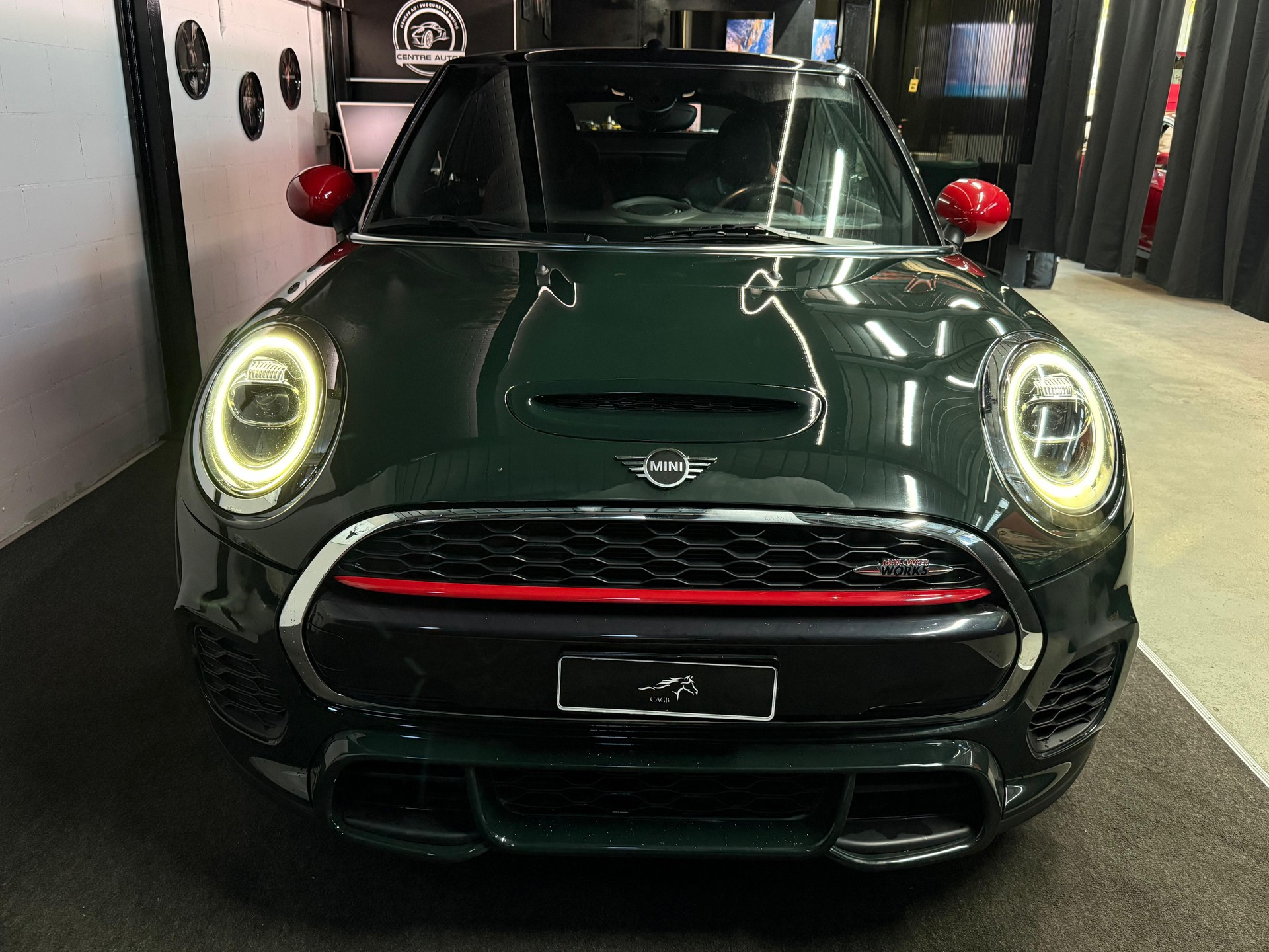 MINI Cooper John Cooper Works Cabriolet-image-16