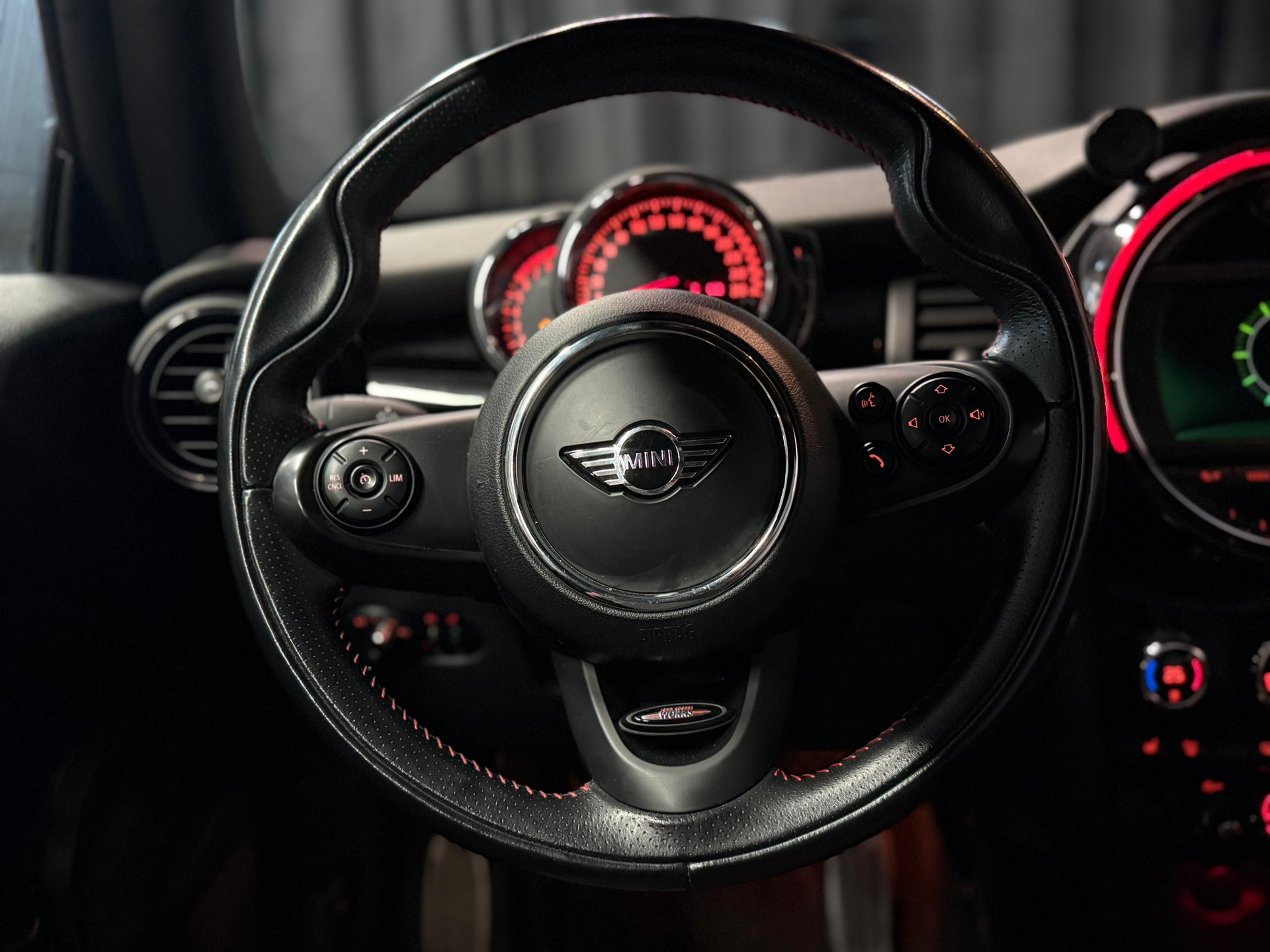 MINI Cooper John Cooper Works Cabriolet-image-8