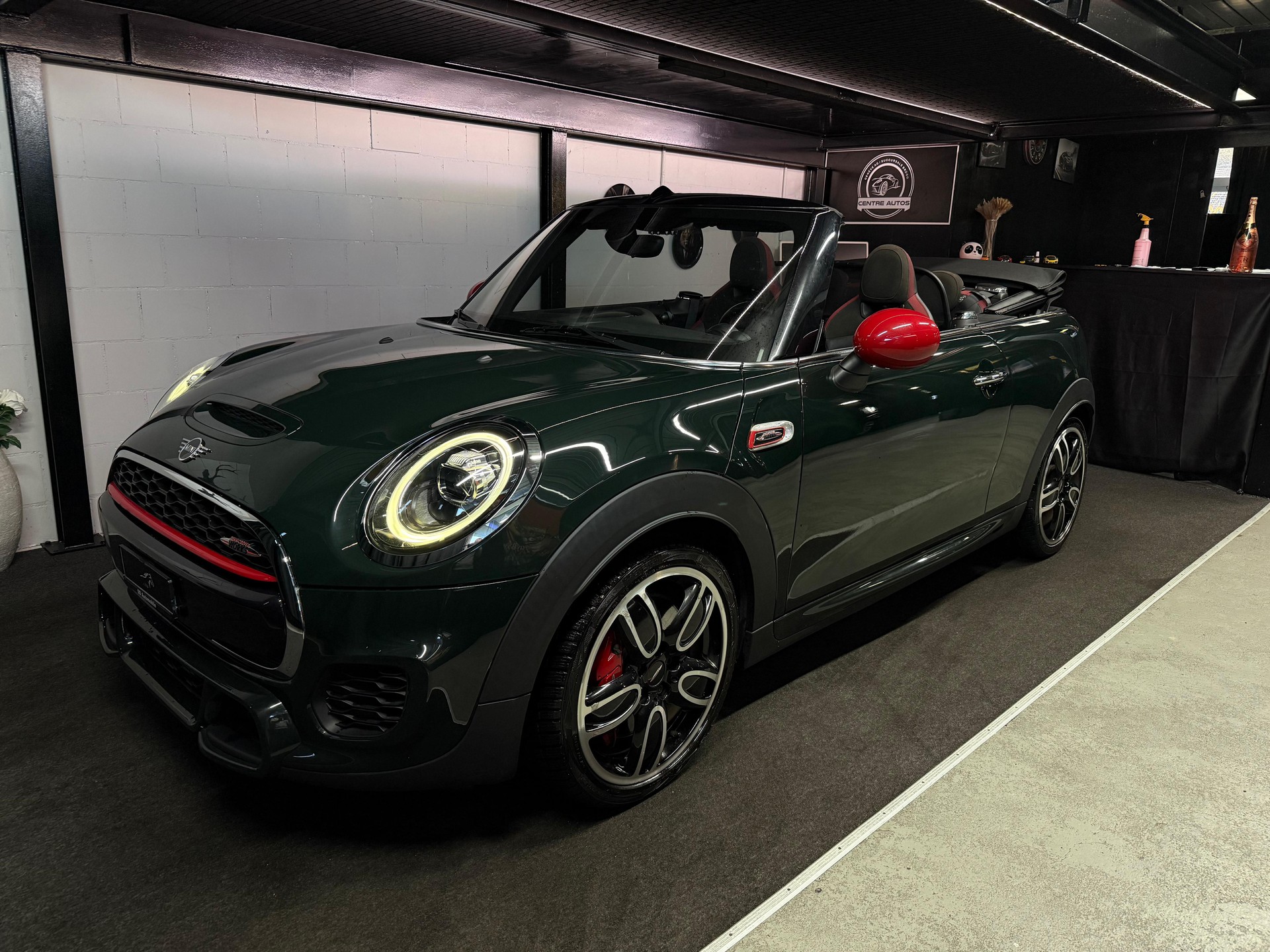 MINI Cooper John Cooper Works Cabriolet
