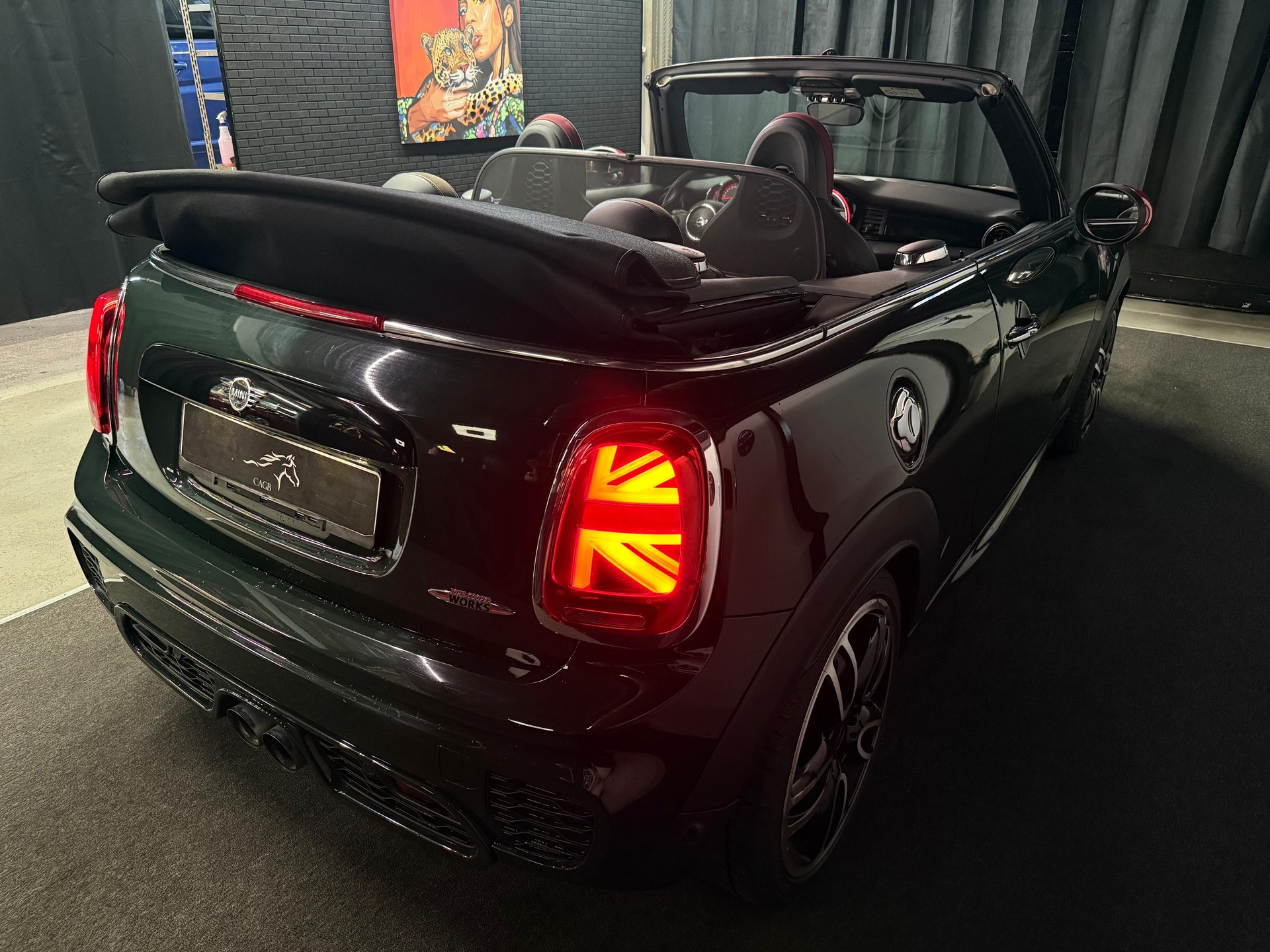 MINI Cooper John Cooper Works Cabriolet-image-1