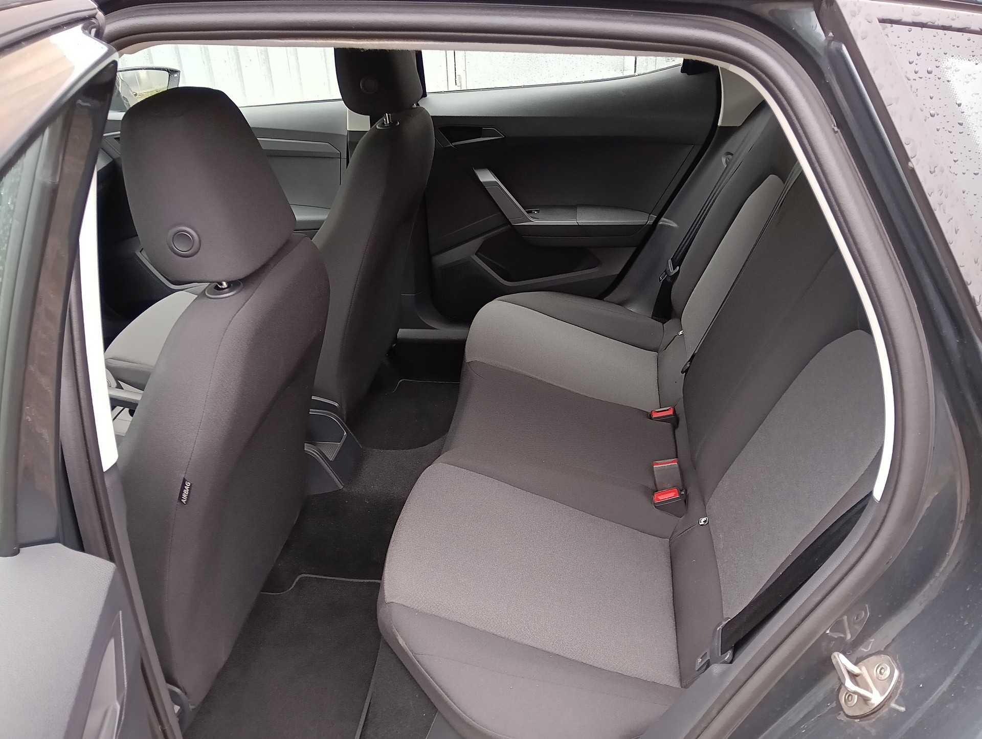 SEAT Ibiza 1.0 EcoTSI Reference-image-10