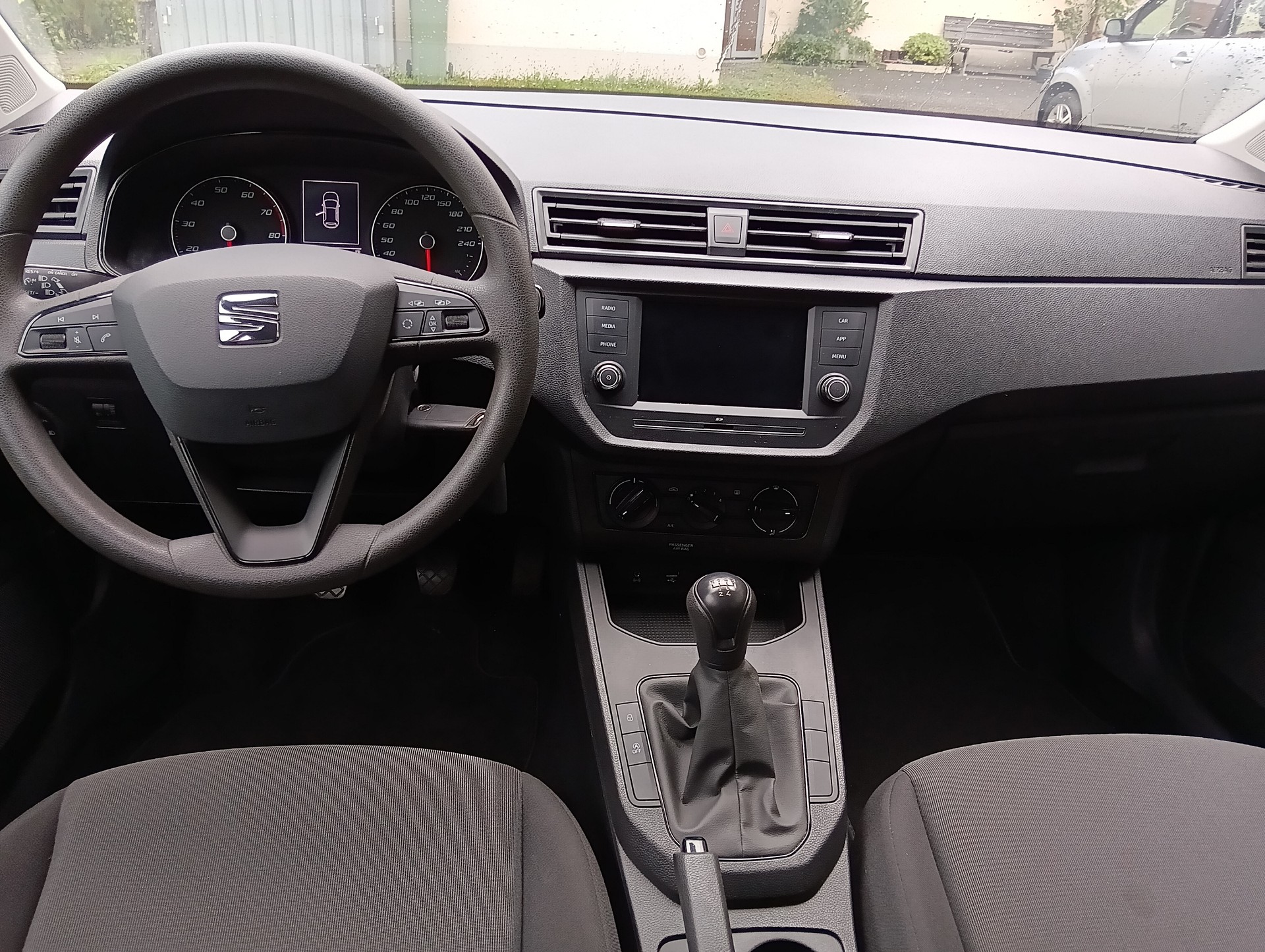 SEAT Ibiza 1.0 EcoTSI Reference-image-9