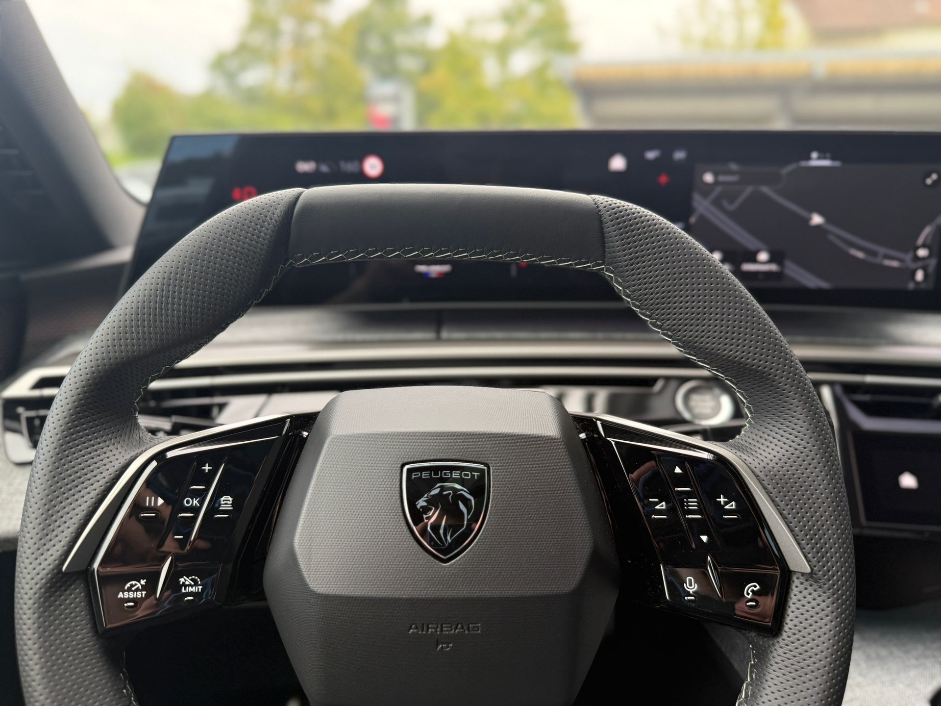 PEUGEOT 3008 145 e-DCS6 Hybrid GT-image-6