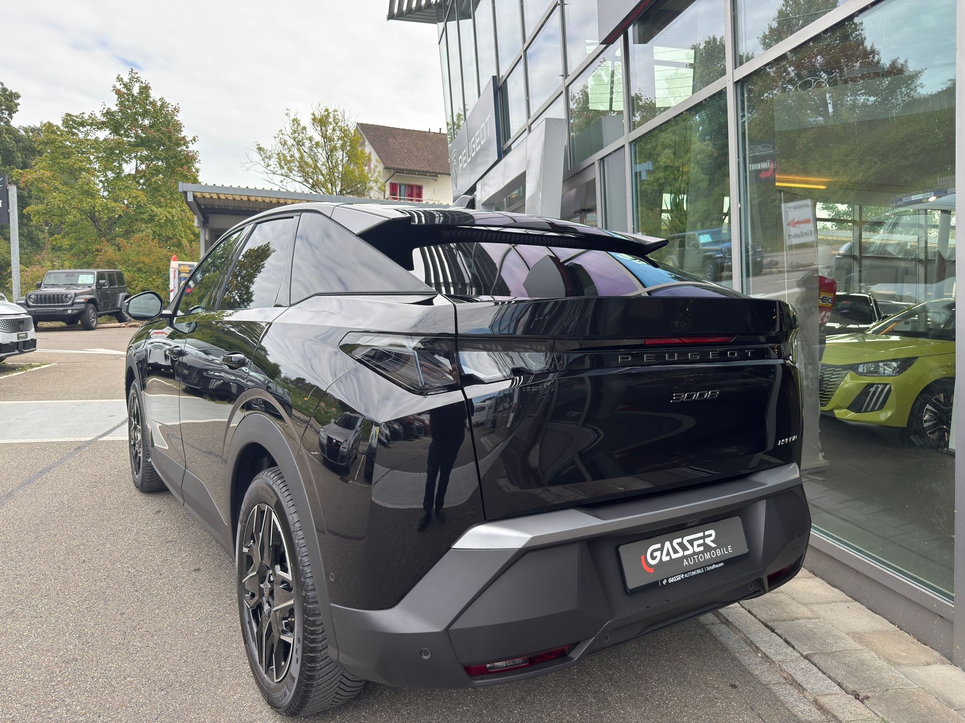 PEUGEOT 3008 145 e-DCS6 Hybrid GT-image-3