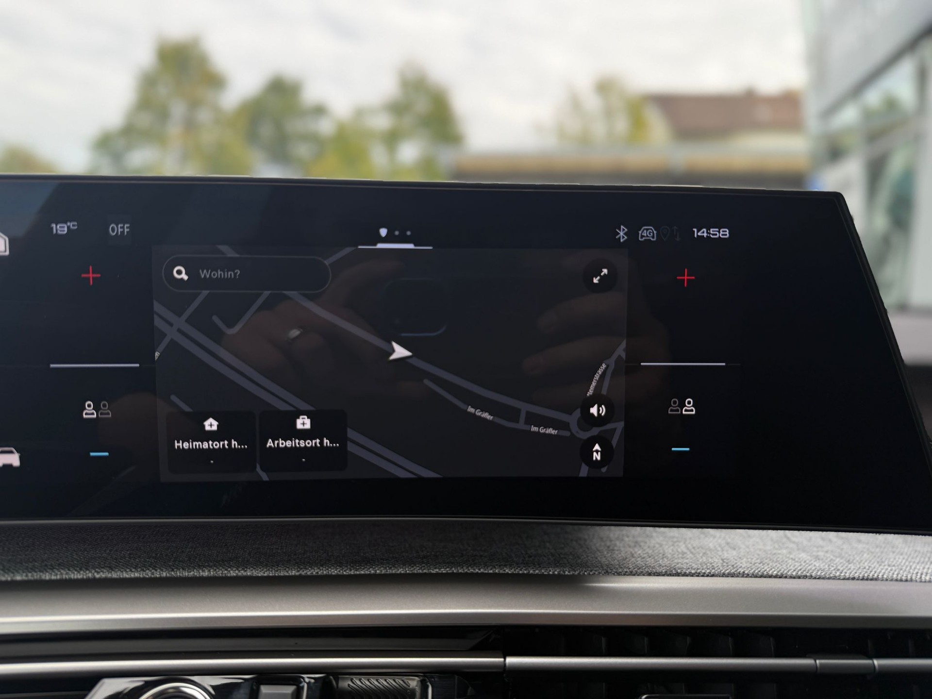 PEUGEOT 3008 145 e-DCS6 Hybrid GT-image-11