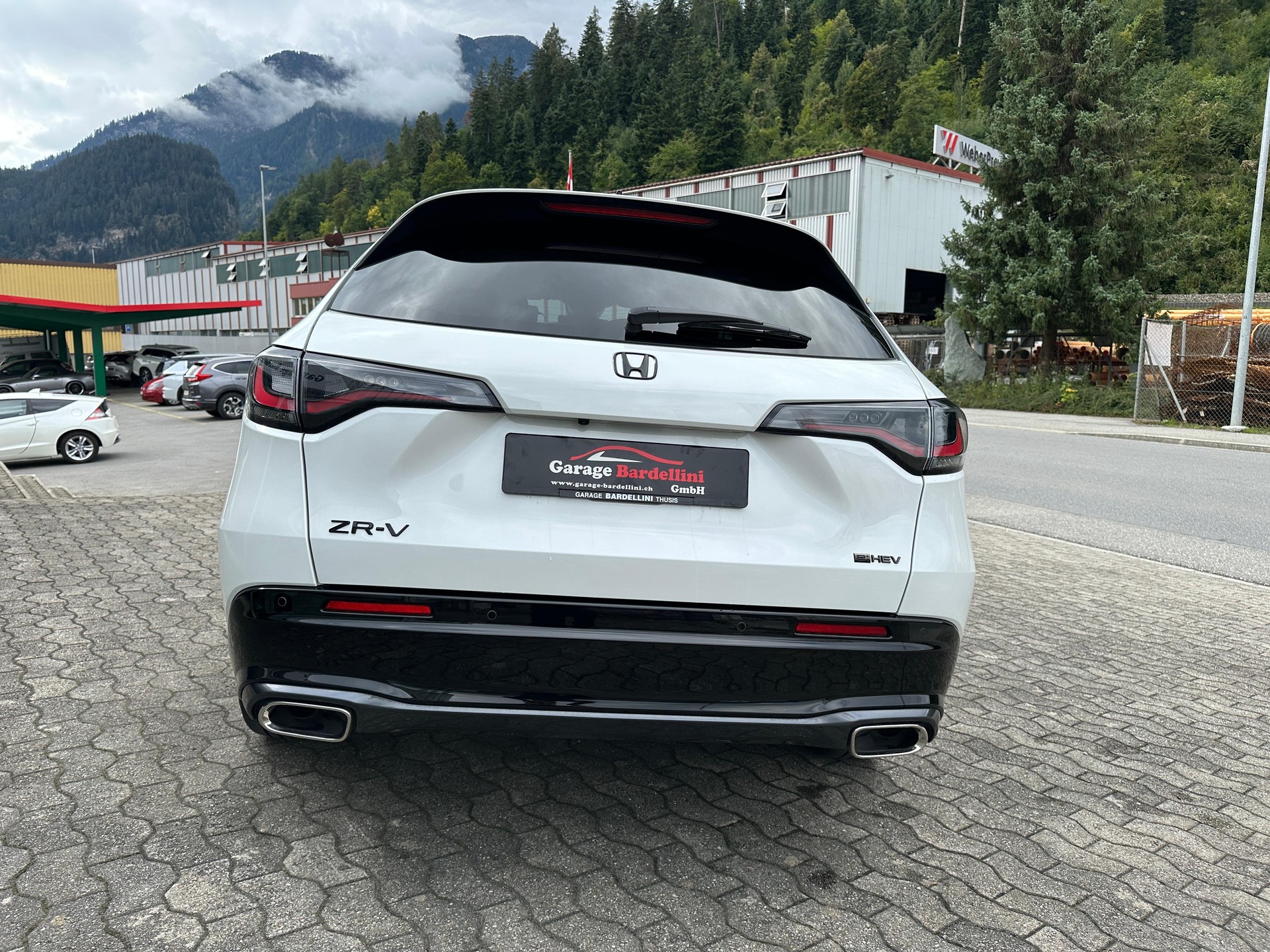 HONDA ZR-V 2.0 i-MMD Sport-image-2