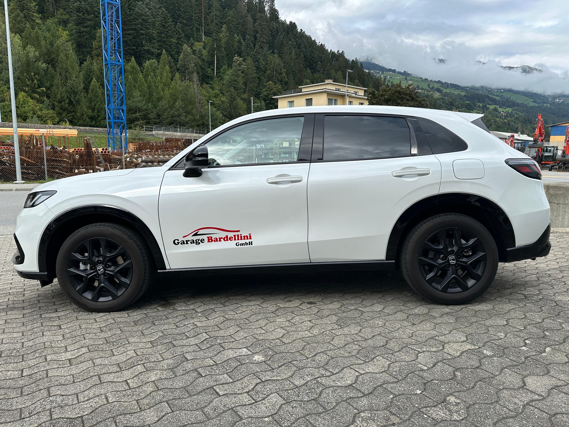 HONDA ZR-V 2.0 i-MMD Sport-image-4