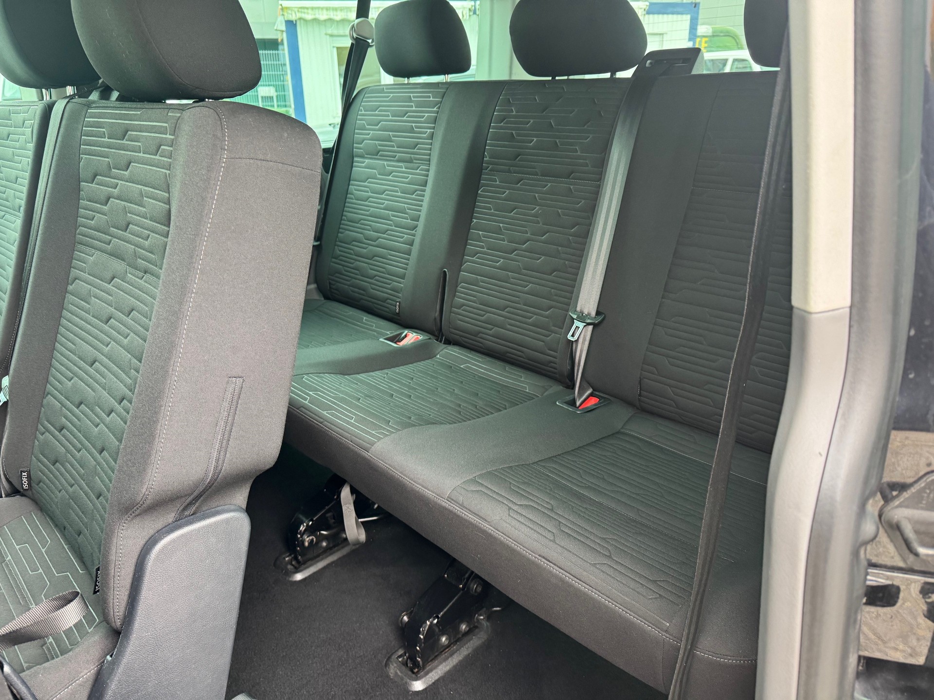 VW T6.1 2.0 TDI 4Motion DSG-image-11