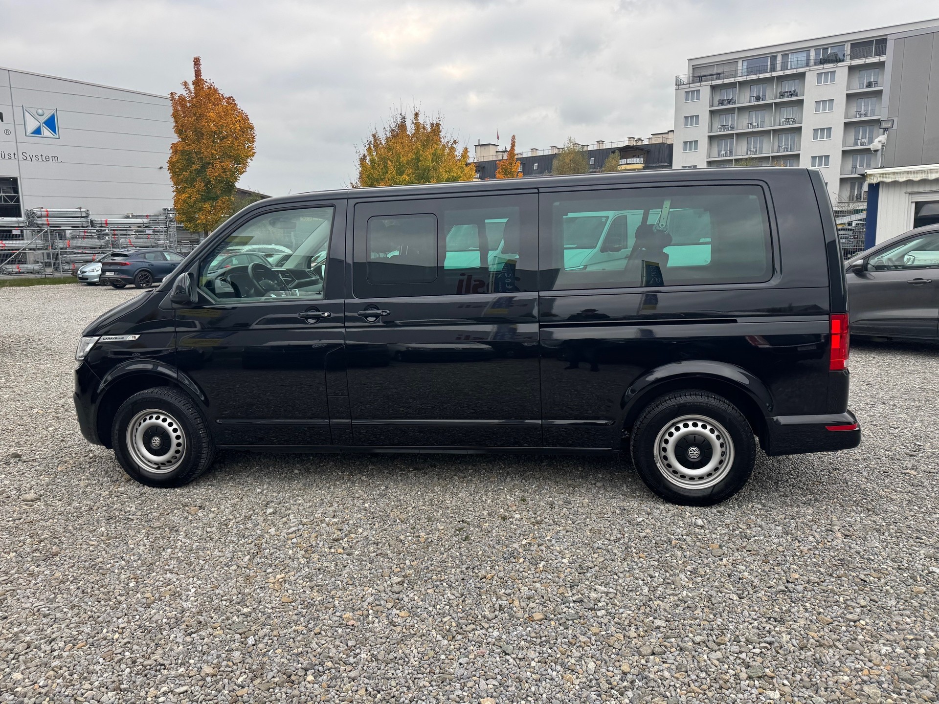 VW T6.1 2.0 TDI 4Motion DSG-image-5