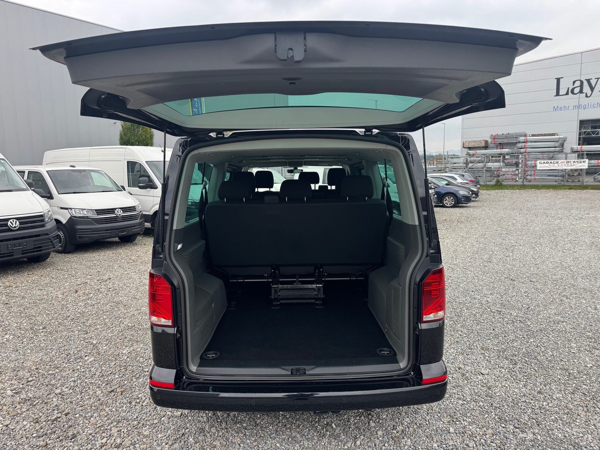 VW T6.1 2.0 TDI 4Motion DSG-image-7