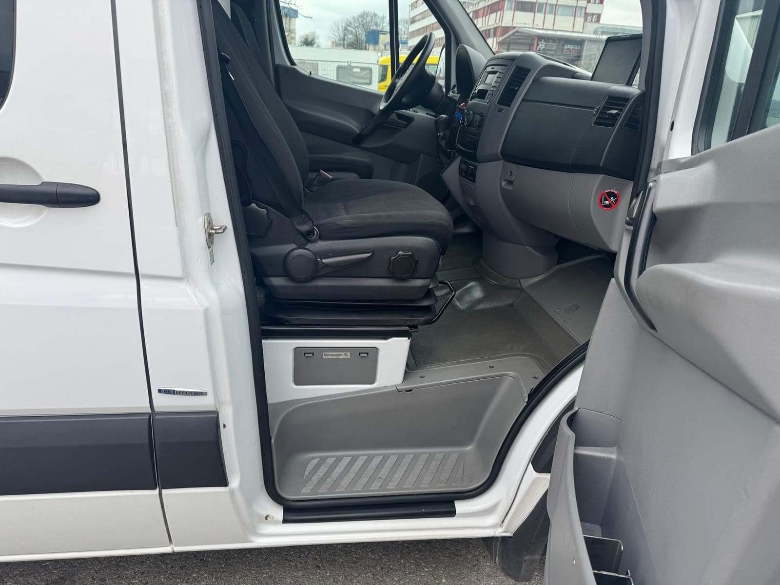 MERCEDES-BENZ Sprinter 316 BlueTec 7G-Tronic 8PLÄTZE-image-12