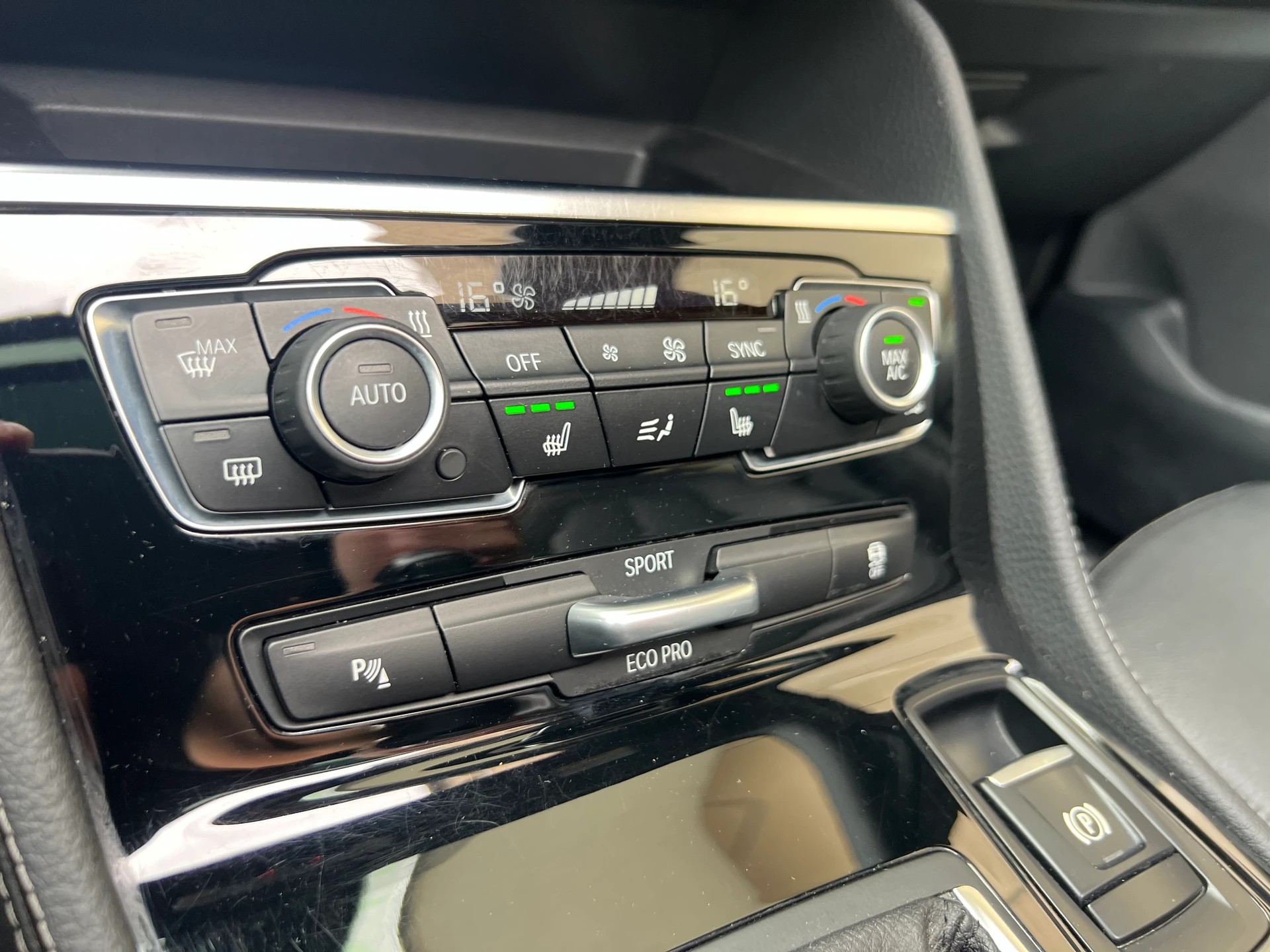 BMW 220d xDrive Gran Tourer M Sport Steptronic (CH)-image-17