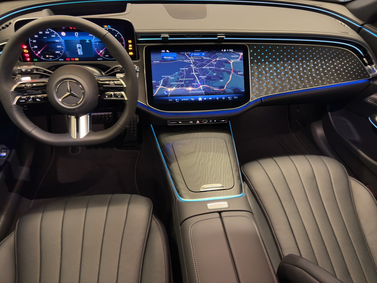 MERCEDES-BENZ E 220 d 4M Break-image-5
