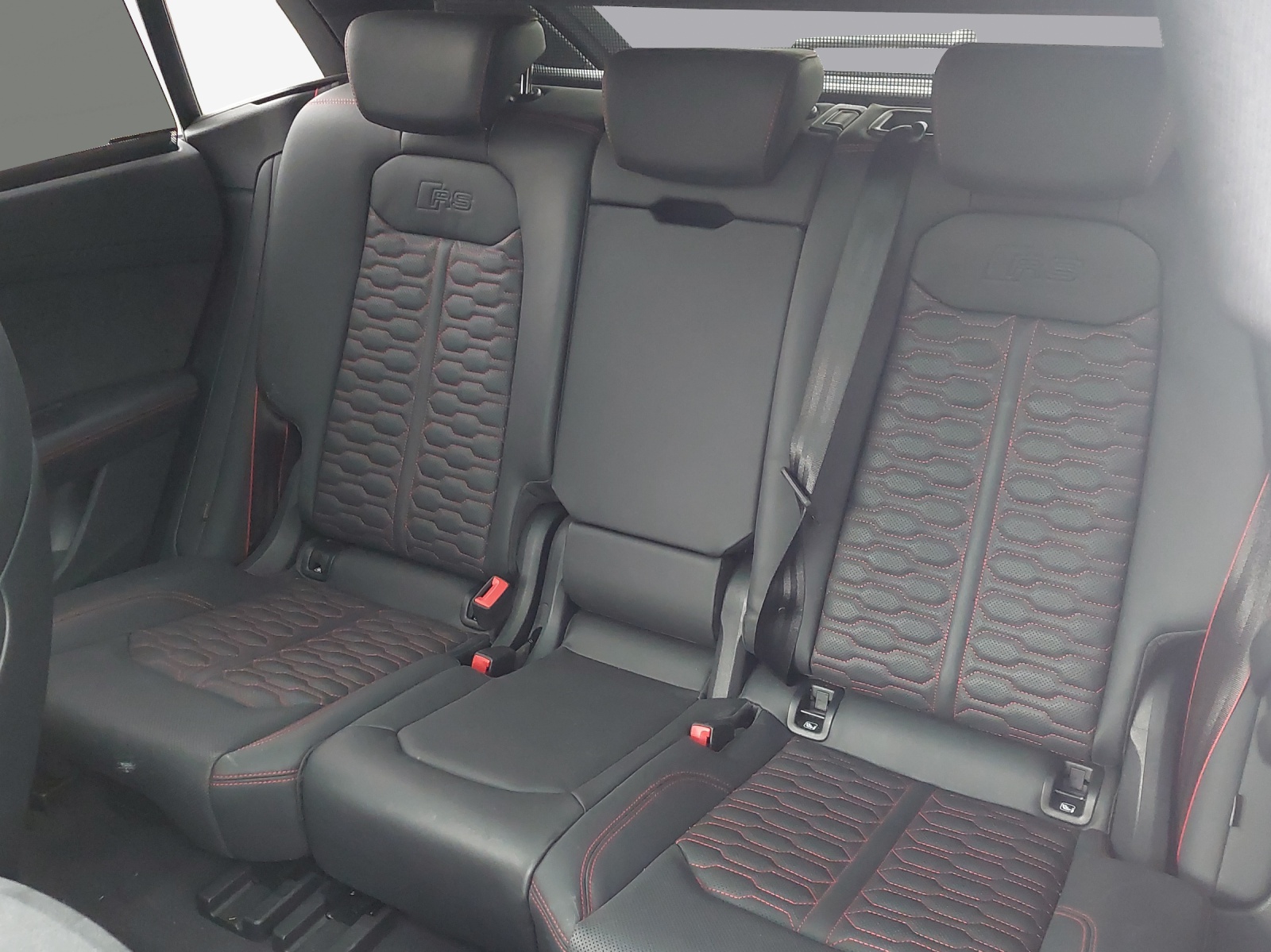 AUDI RSQ8 quattro tiptronic-image-11