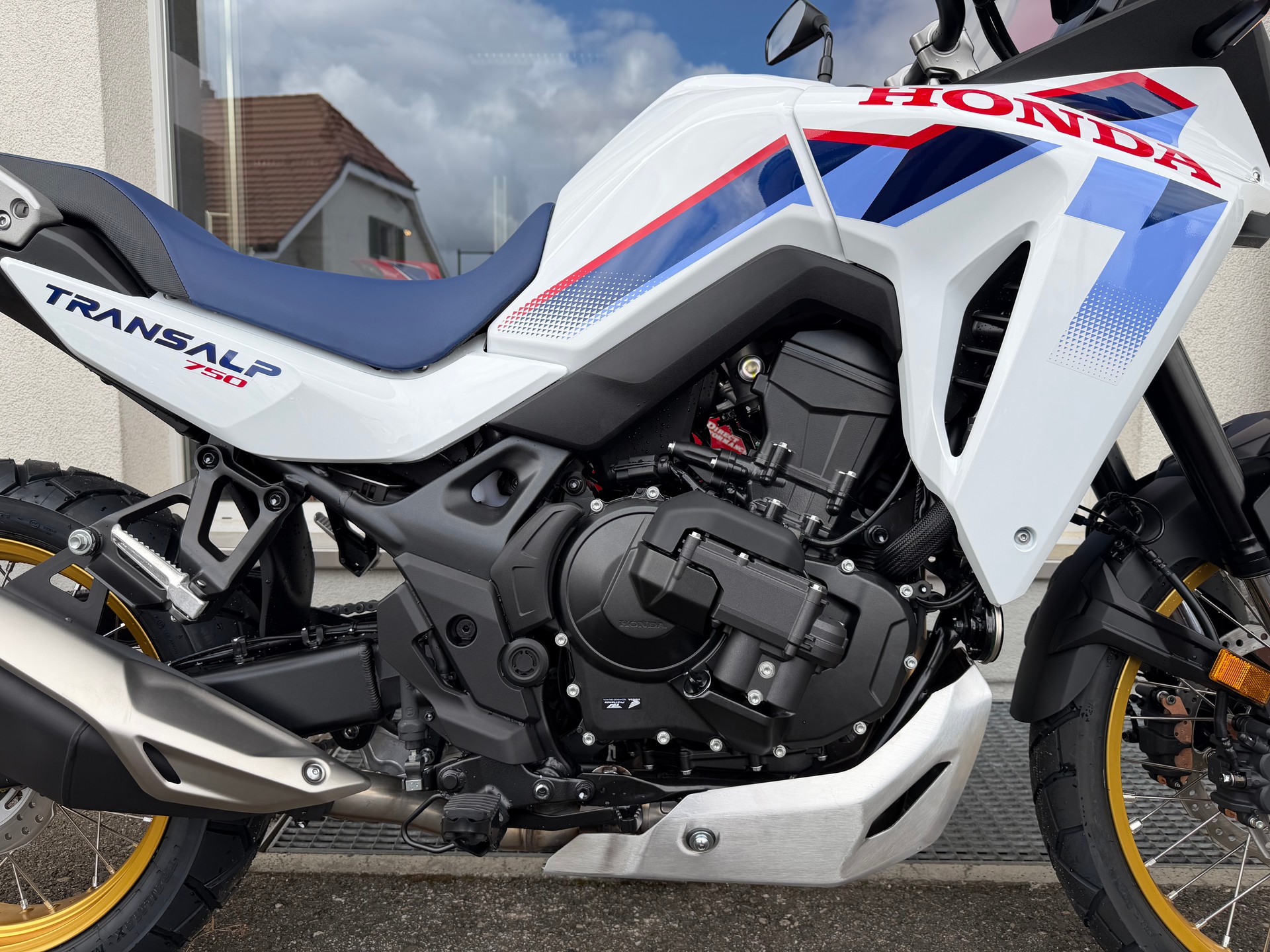 HONDA XL 750 Transalp E-Clutch 2026-image-6