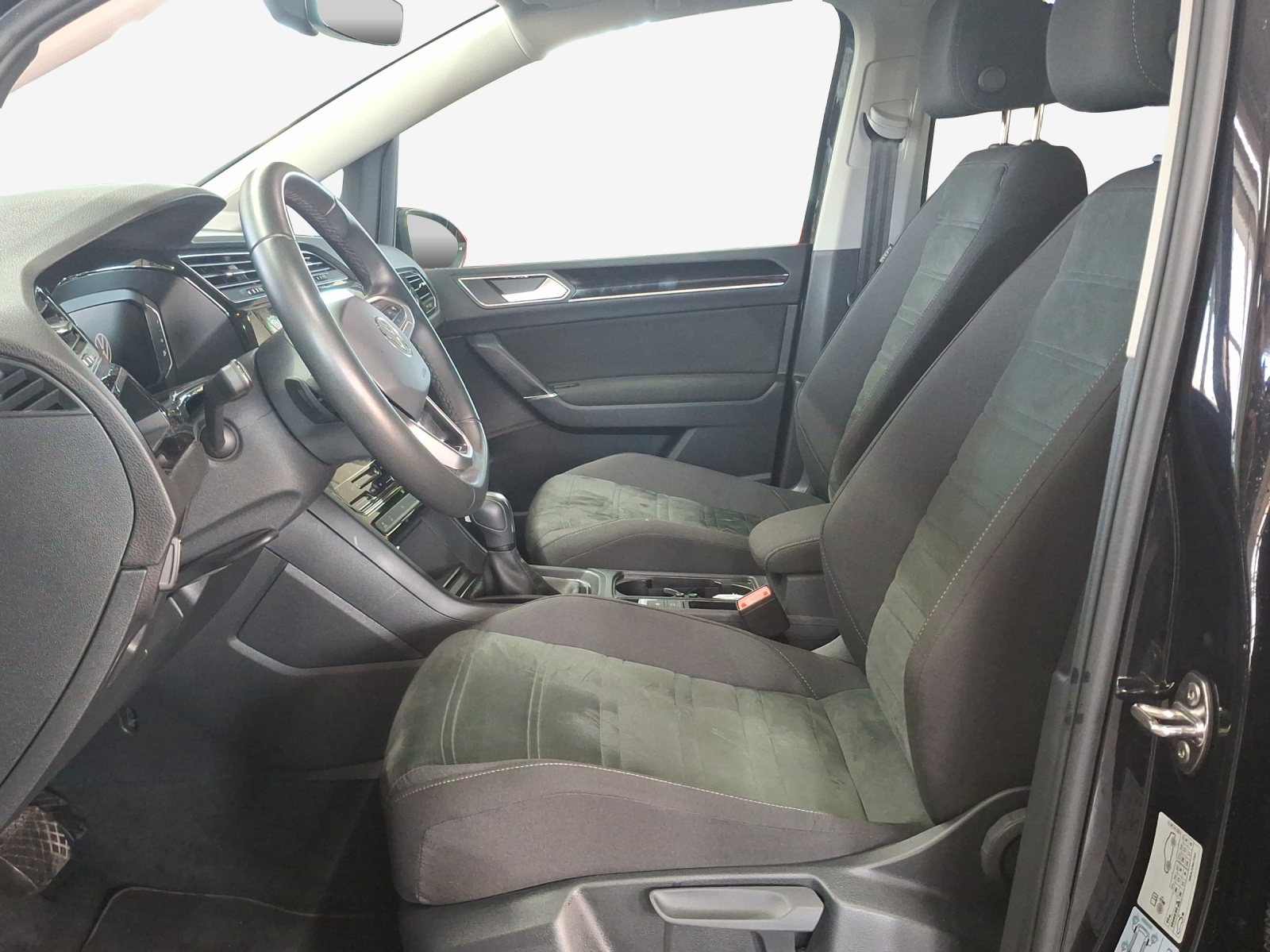 VW Touran 1.5 TSI EVO Highline United DSG-image-7
