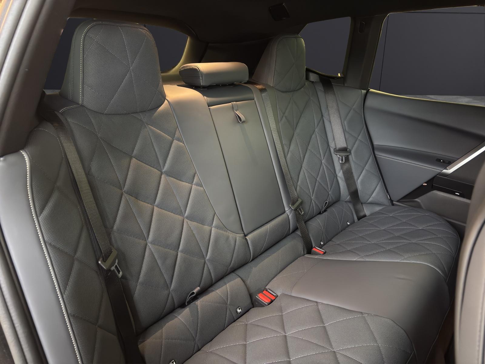 BMW BMW iX xDrive60 M Sport Pro – neuwertig – sofort verfügbar-image-8
