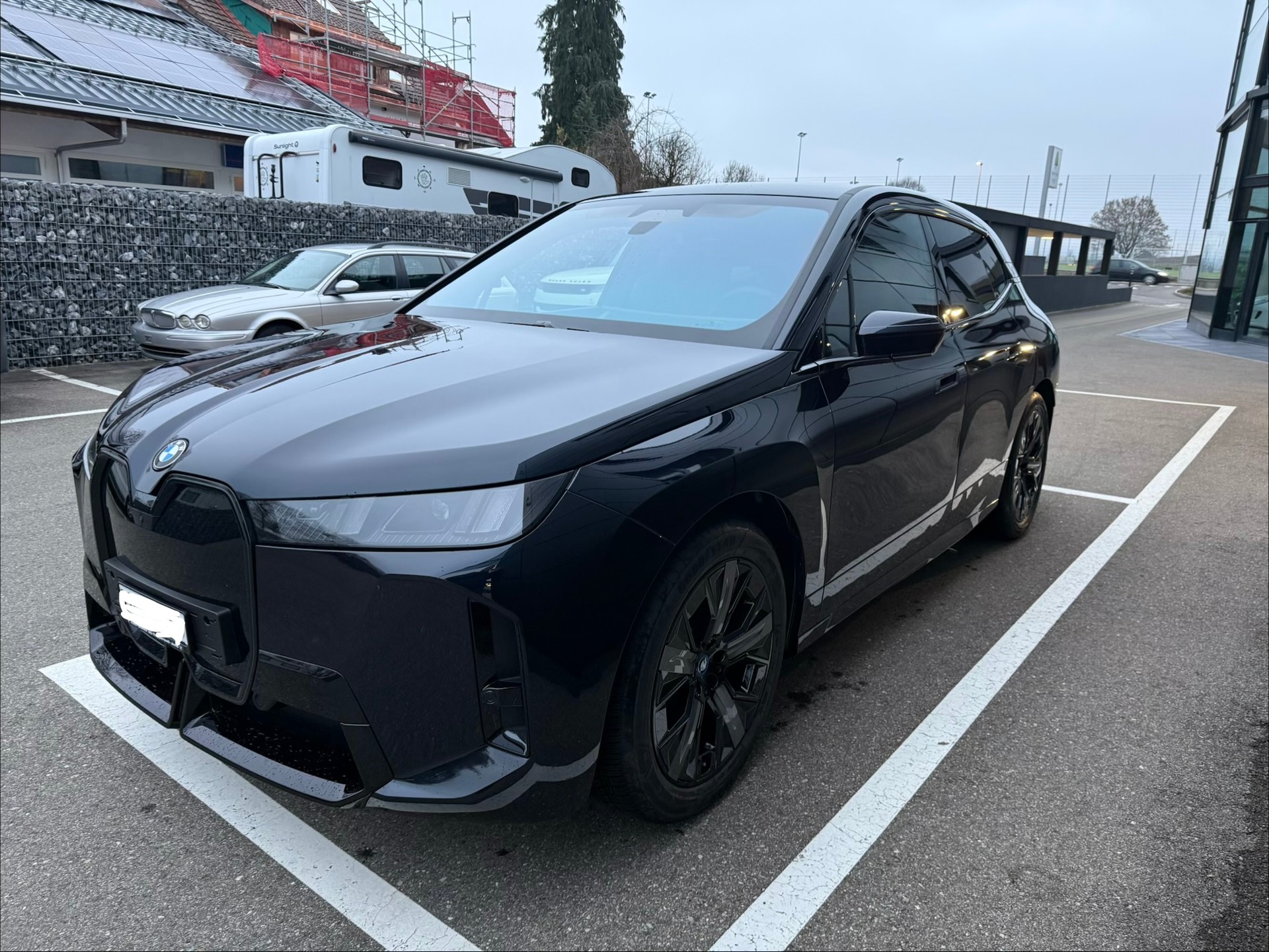 BMW BMW iX xDrive60 M Sport Pro – neuwertig – sofort verfügbar-image-4