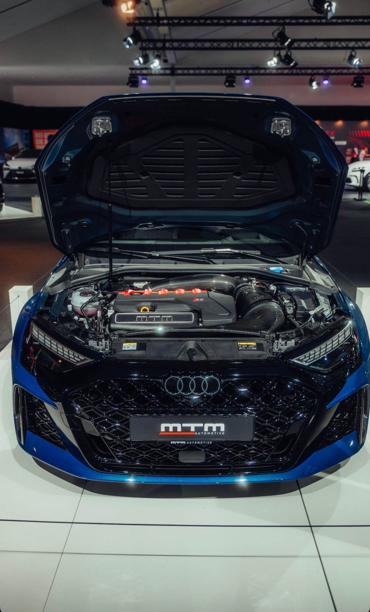 AUDI RS3 Limousine 2.5 TSI quattro S-tronic-image-0
