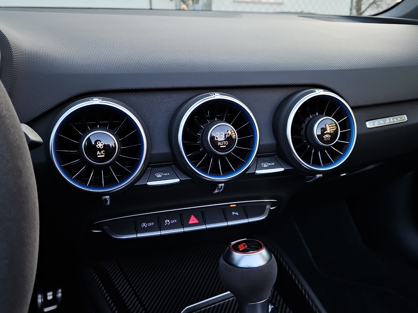 AUDI TT Roadster TTRS S-tronic-image-11