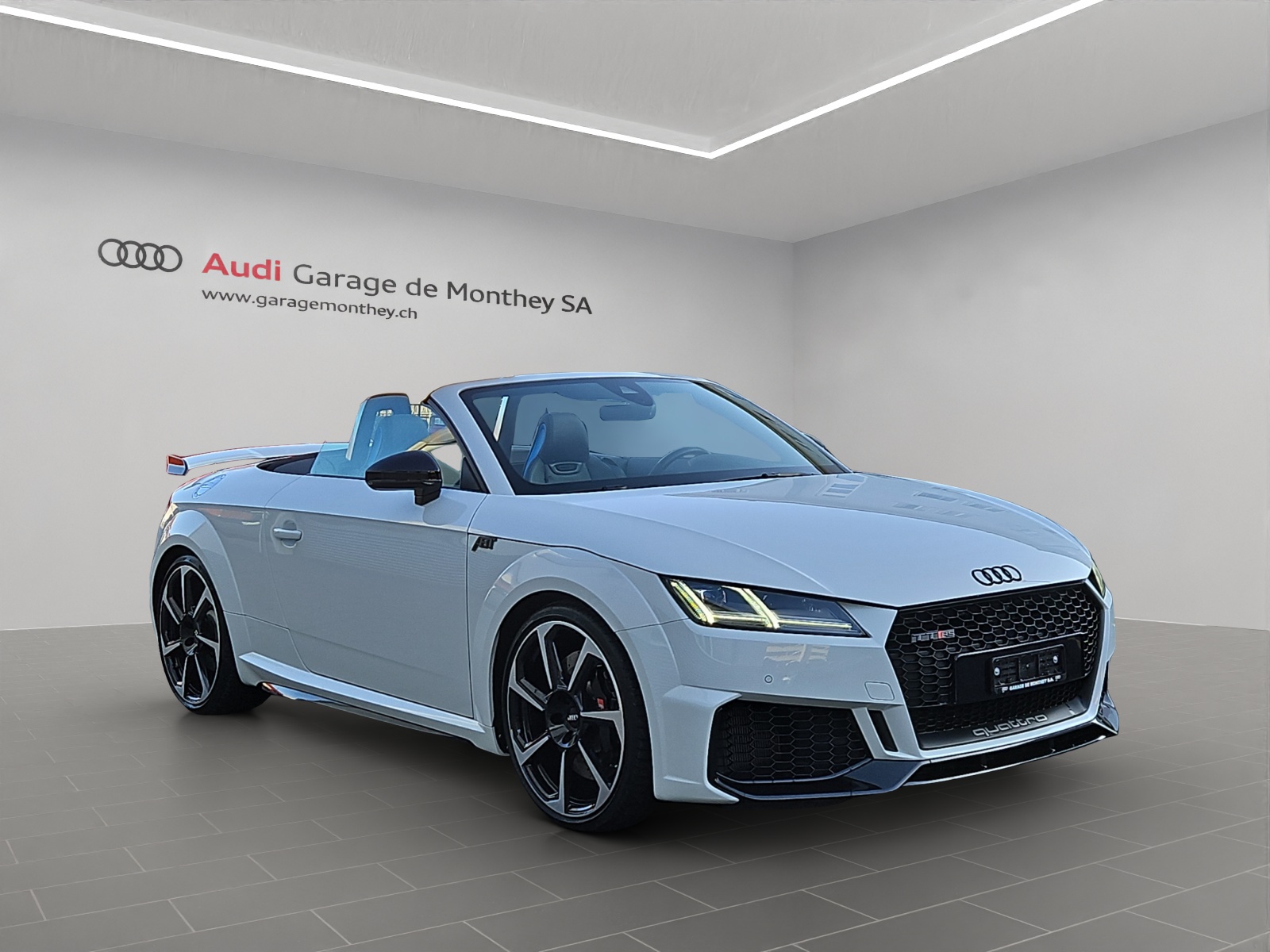 AUDI TT Roadster TTRS S-tronic-image-2