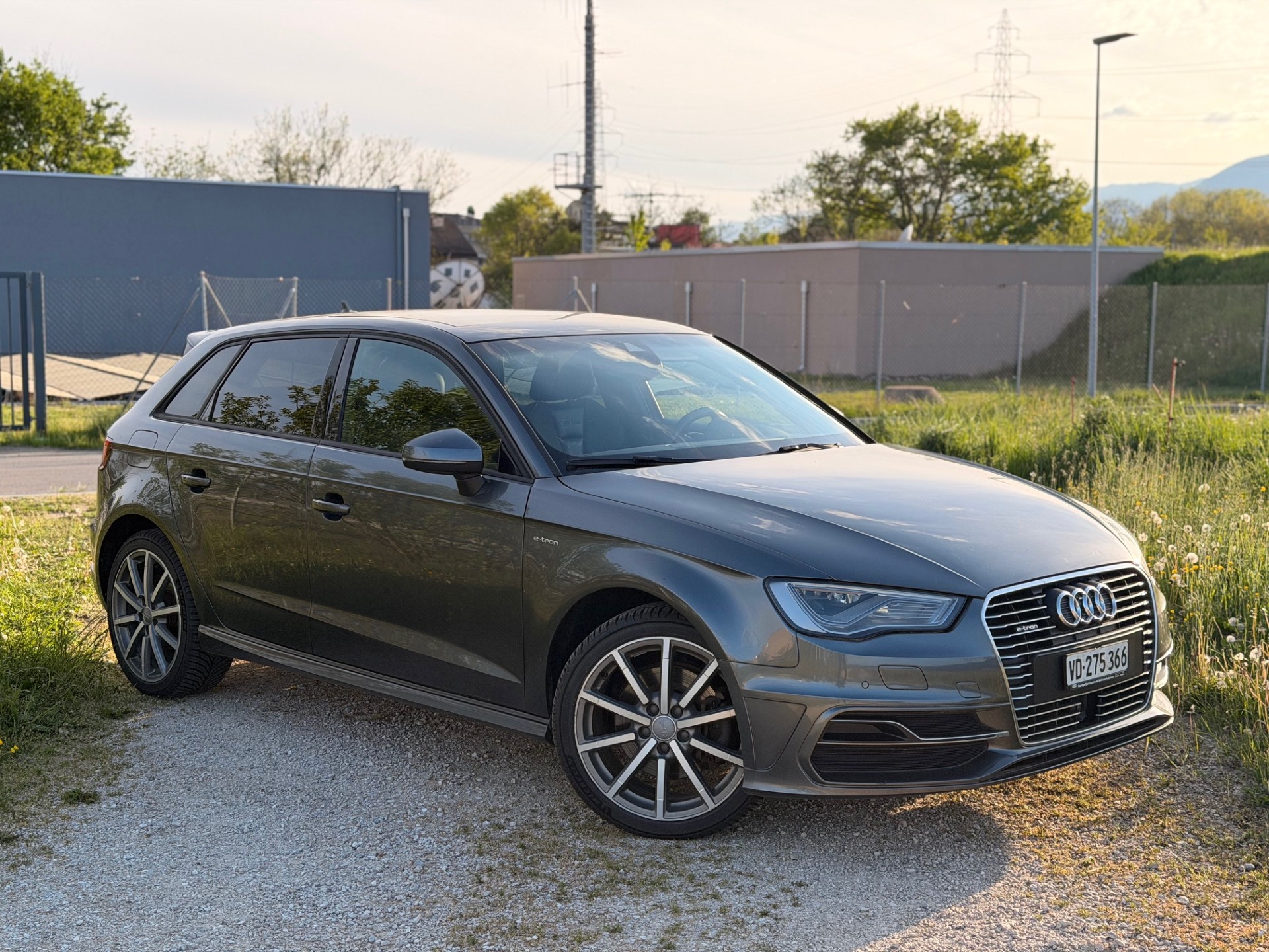 AUDI A3 Sportback 1.4 e-tron Ambition S-tronic-image-0
