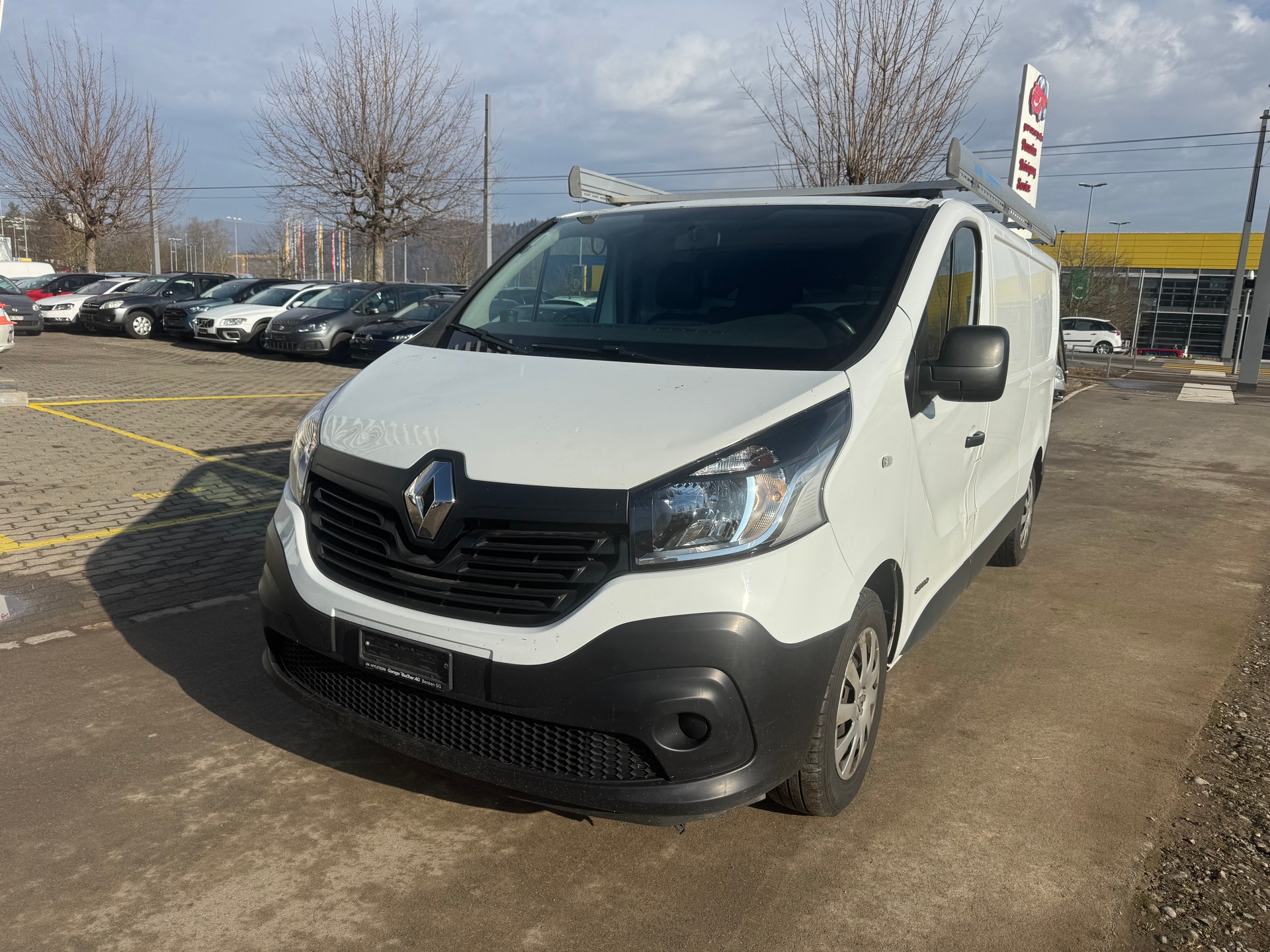 RENAULT Trafic 1.6 dCi 120 2.9t Business L2H1-image-0
