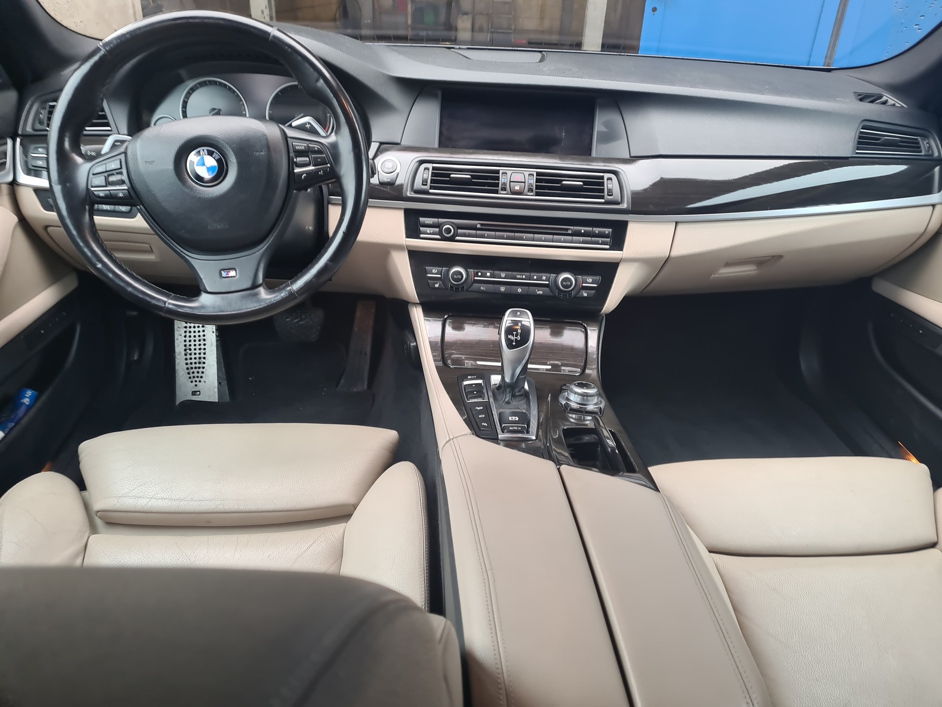 BMW 535d xDrive Touring Steptronic-image-7