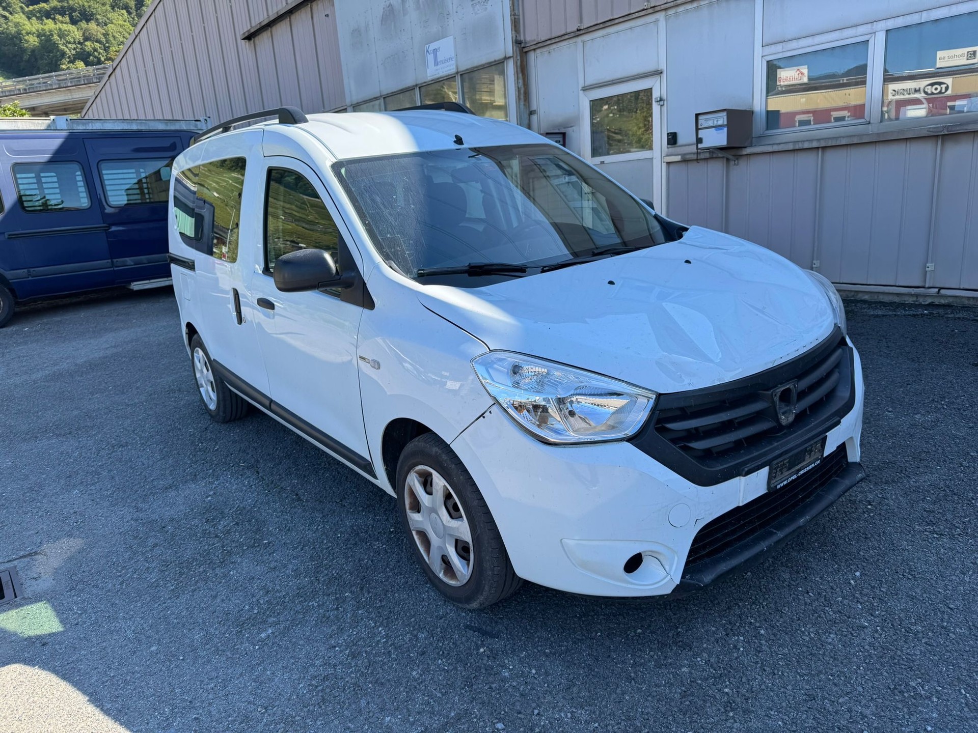 DACIA Dokker 1.6 16V Lauréate-image-1
