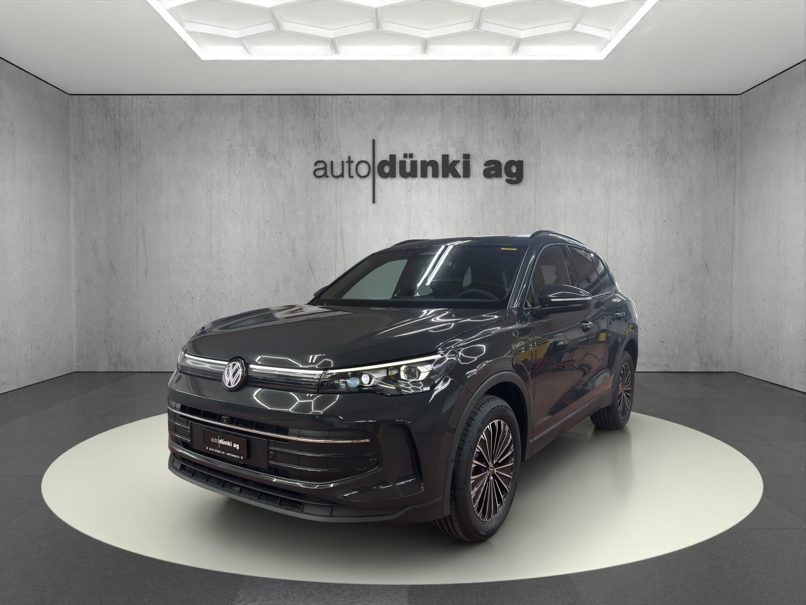 VW Tiguan 1.5 TSI evo2 eHybrid Life DSG-image-0