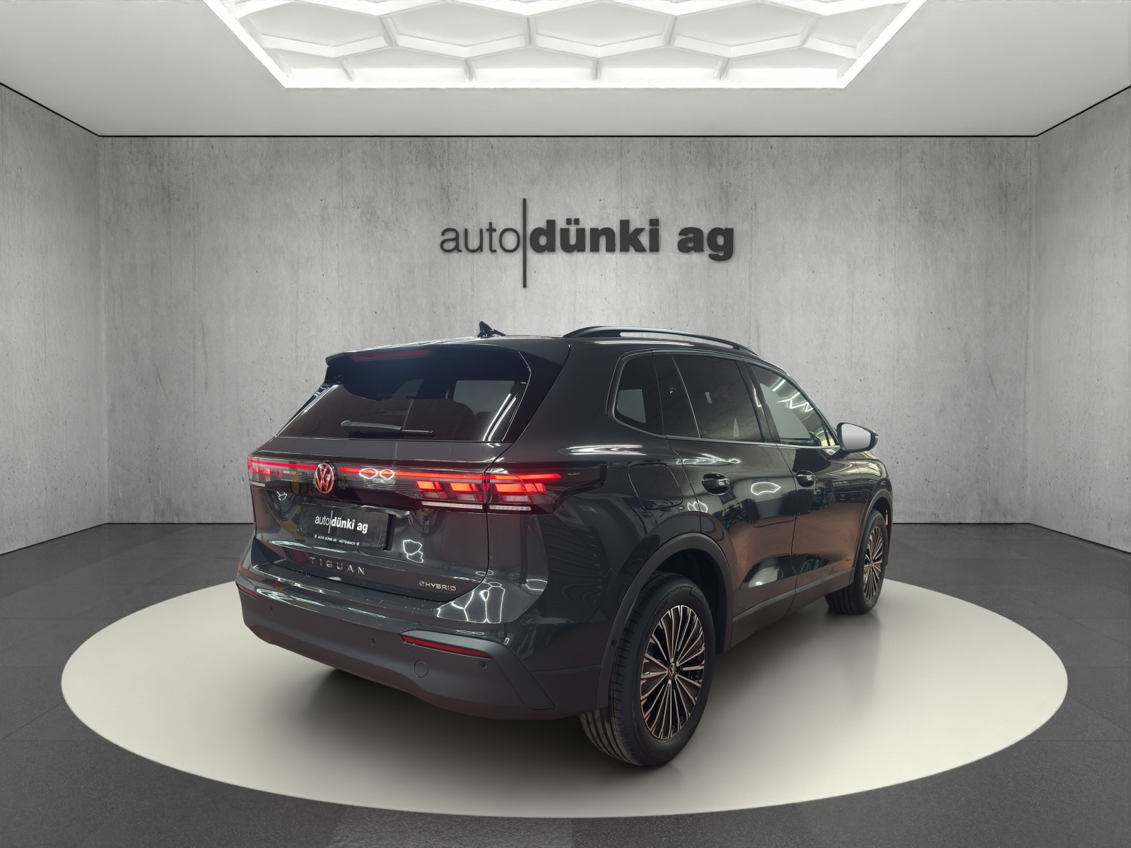 VW Tiguan 1.5 TSI evo2 eHybrid Life DSG-image-3