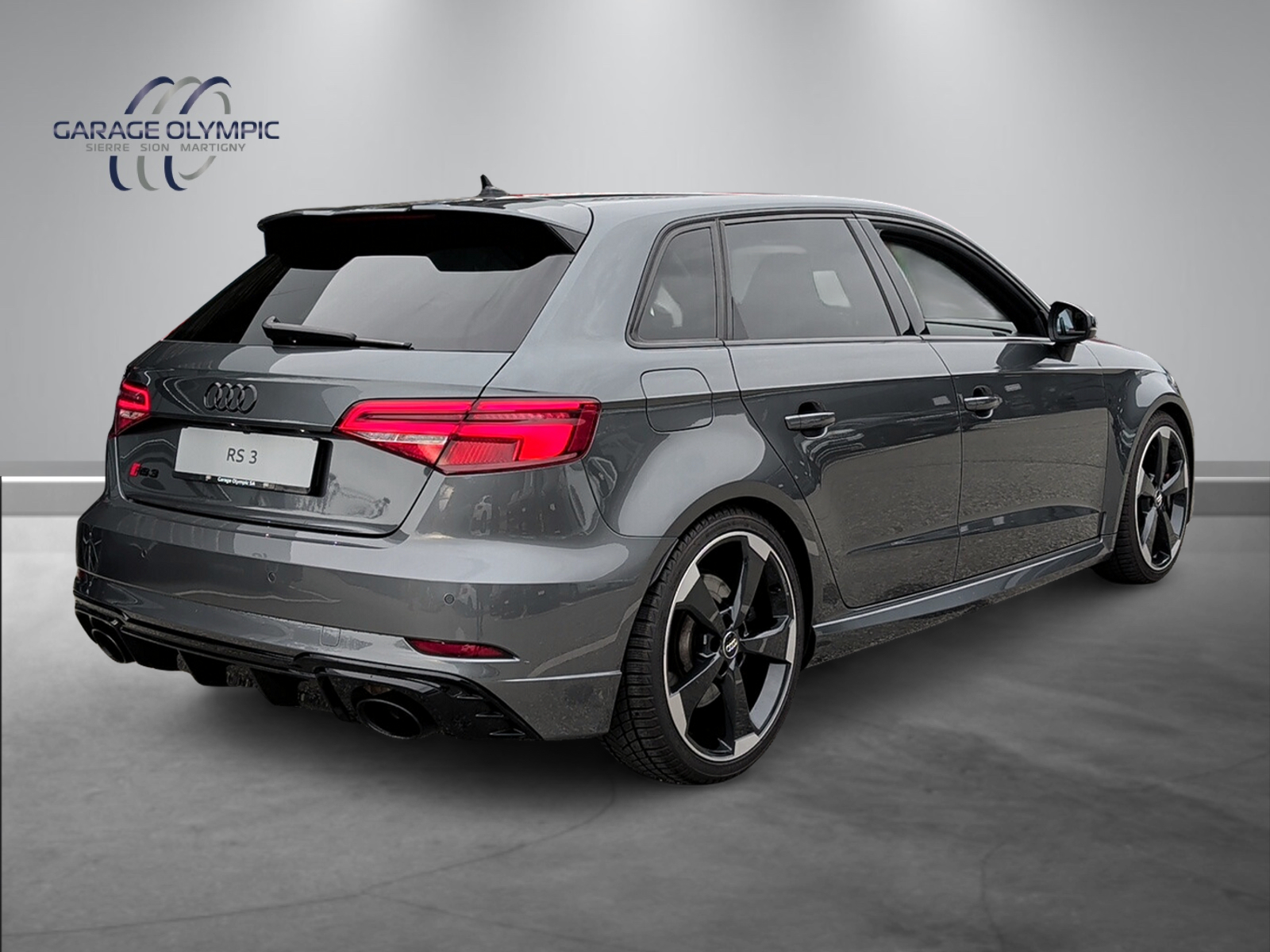 AUDI RS3 Sportback 2.5 TSI quattro S-tronic-image-2
