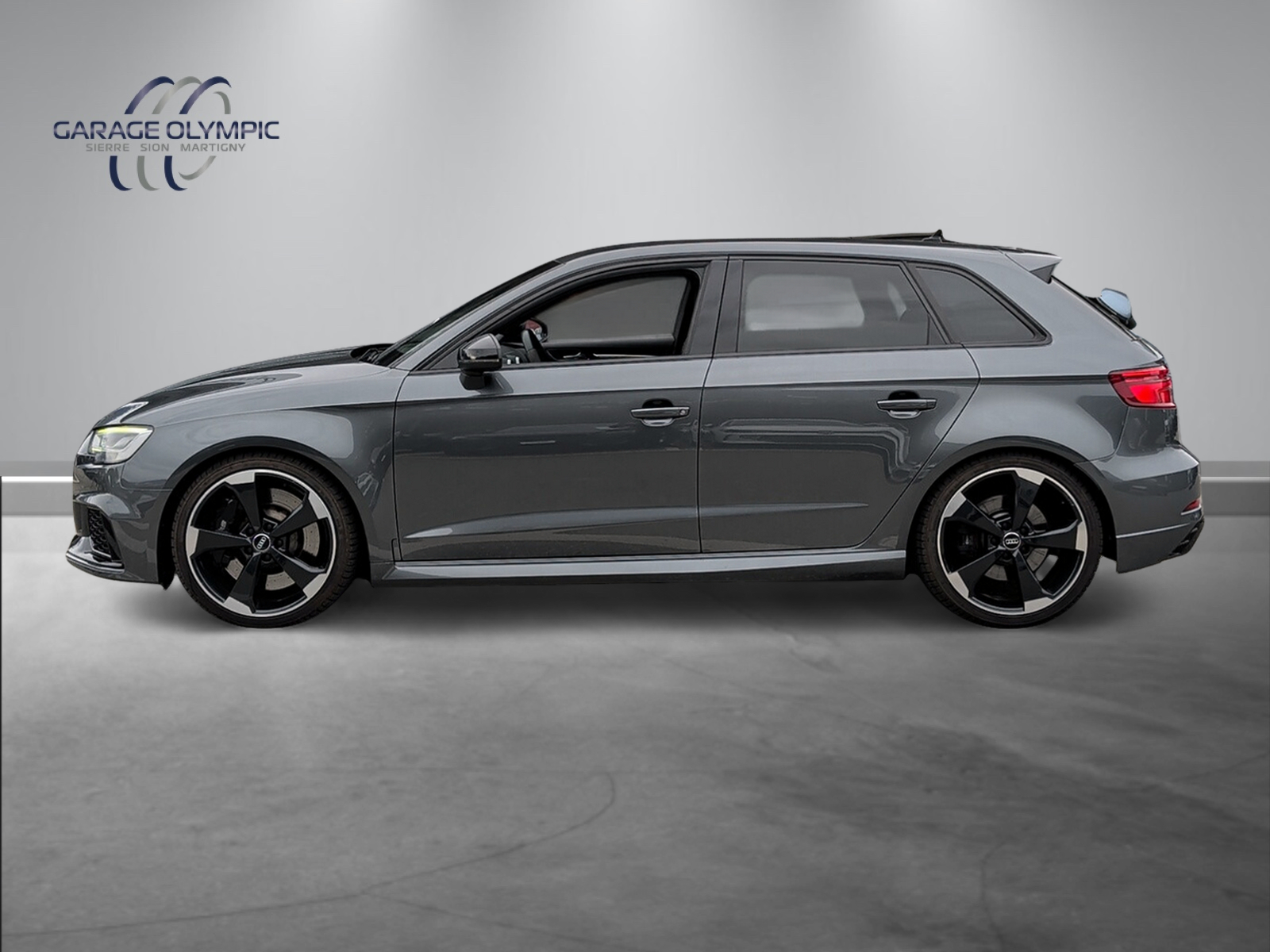 AUDI RS3 Sportback 2.5 TSI quattro S-tronic-image-4