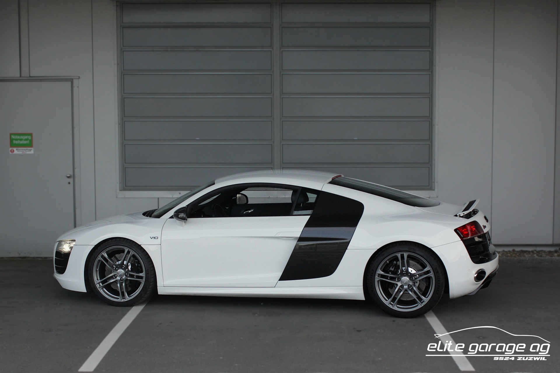 AUDI R8 Coupé 5.2 V10 Manuell ABT 600 PS *RARITÄT*-image-2