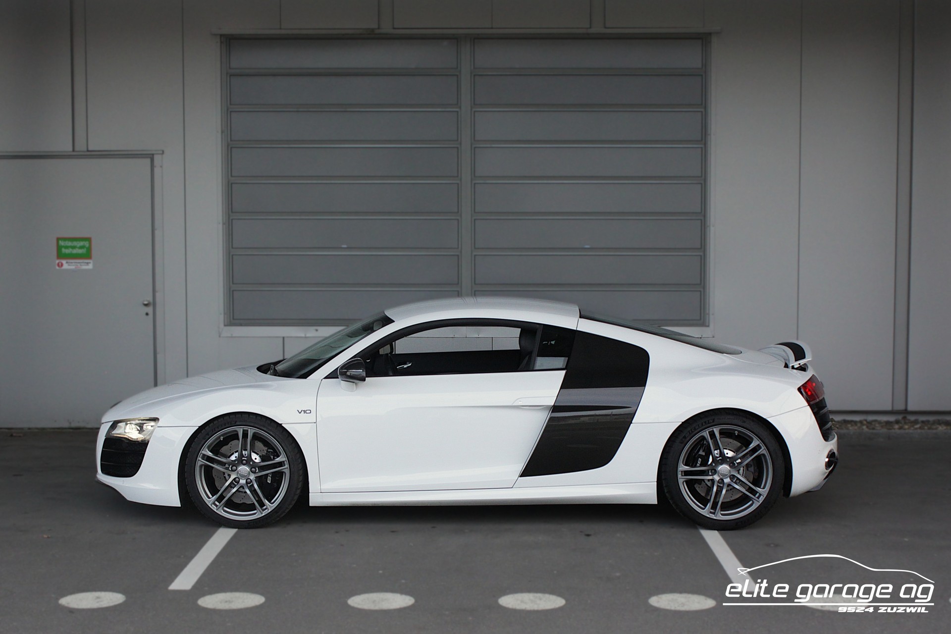 AUDI R8 Coupé 5.2 V10 Manuell ABT 600 PS *RARITÄT*-image-1