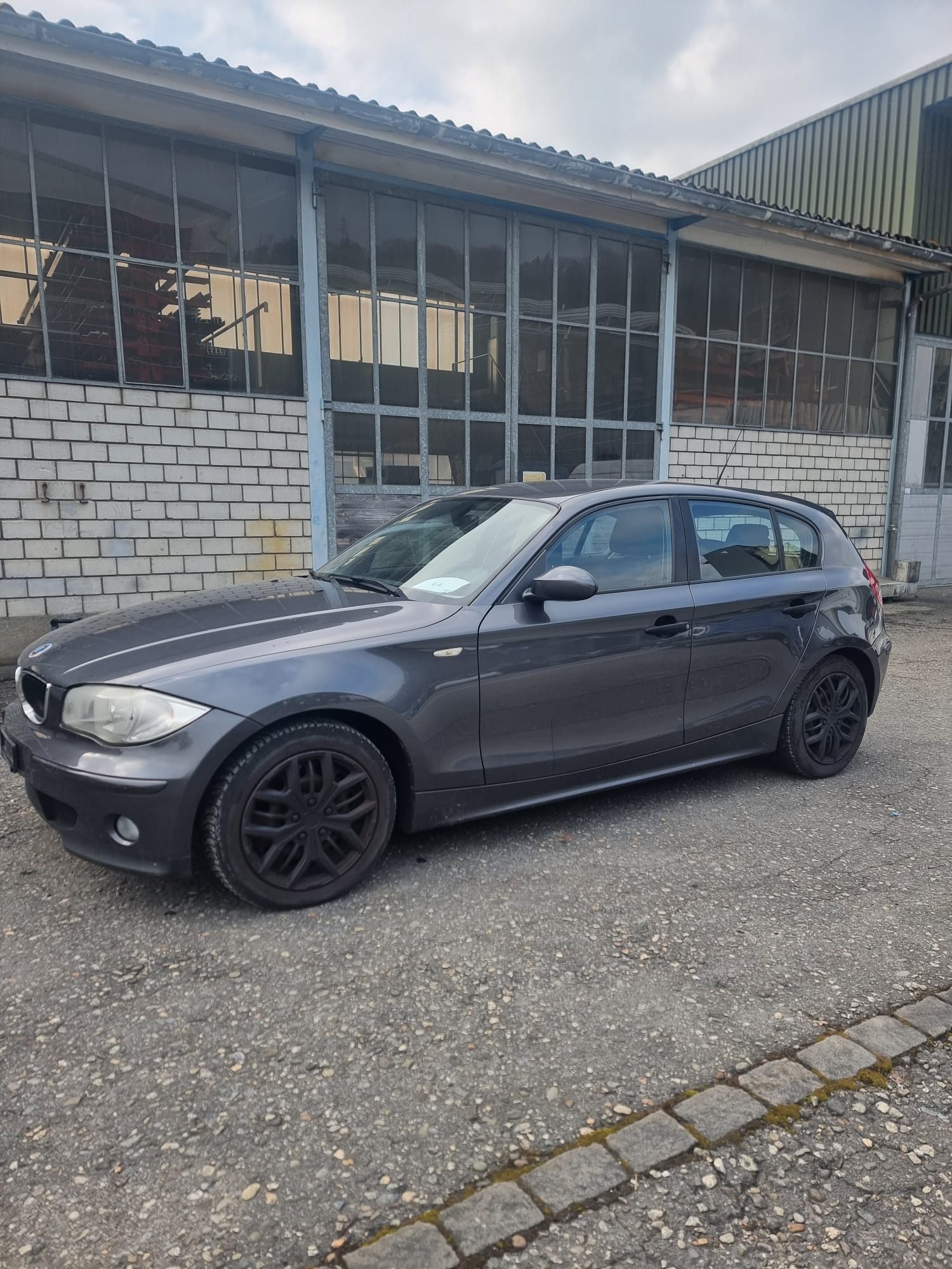BMW 118d-image-2