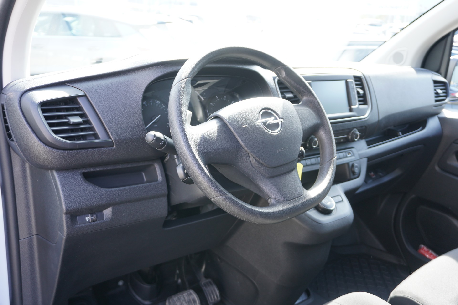 OPEL Vivaro Cargo 2.0 D Enjoy s/s M Aut.-image-12