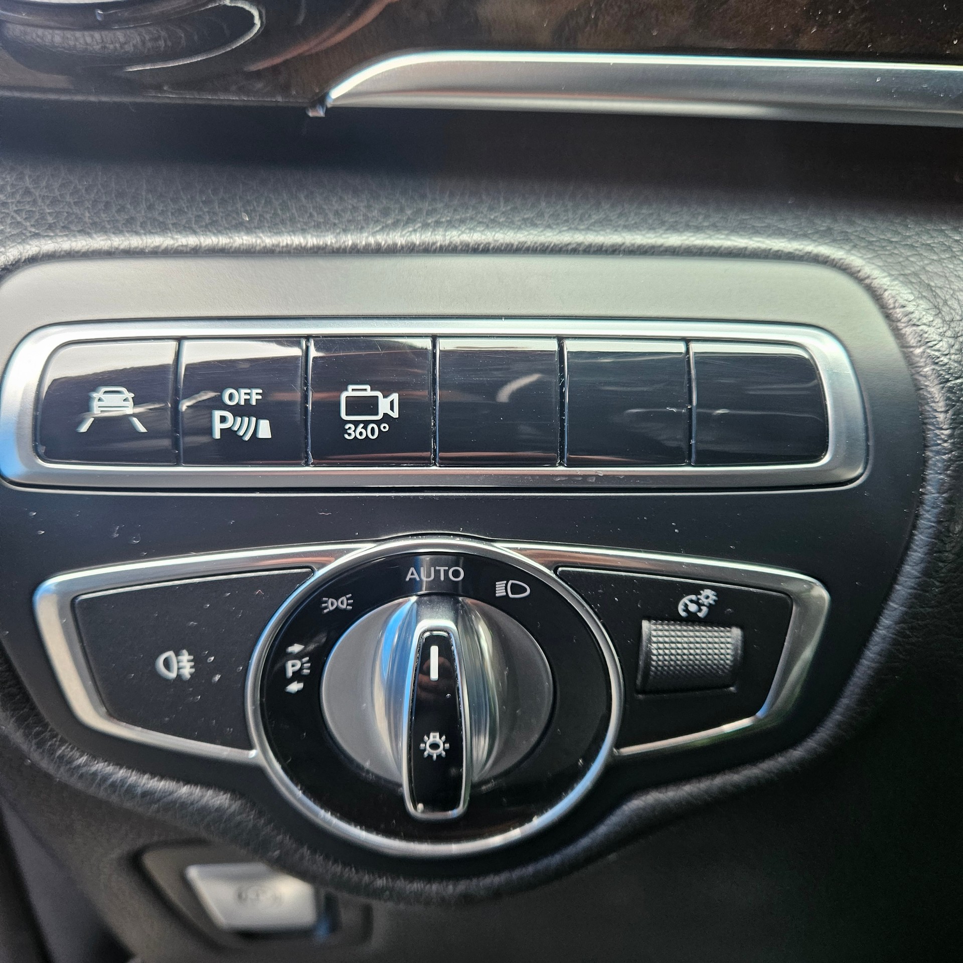 MERCEDES-BENZ V 250 d Avantgarde extralang 7G-Tronic-image-8