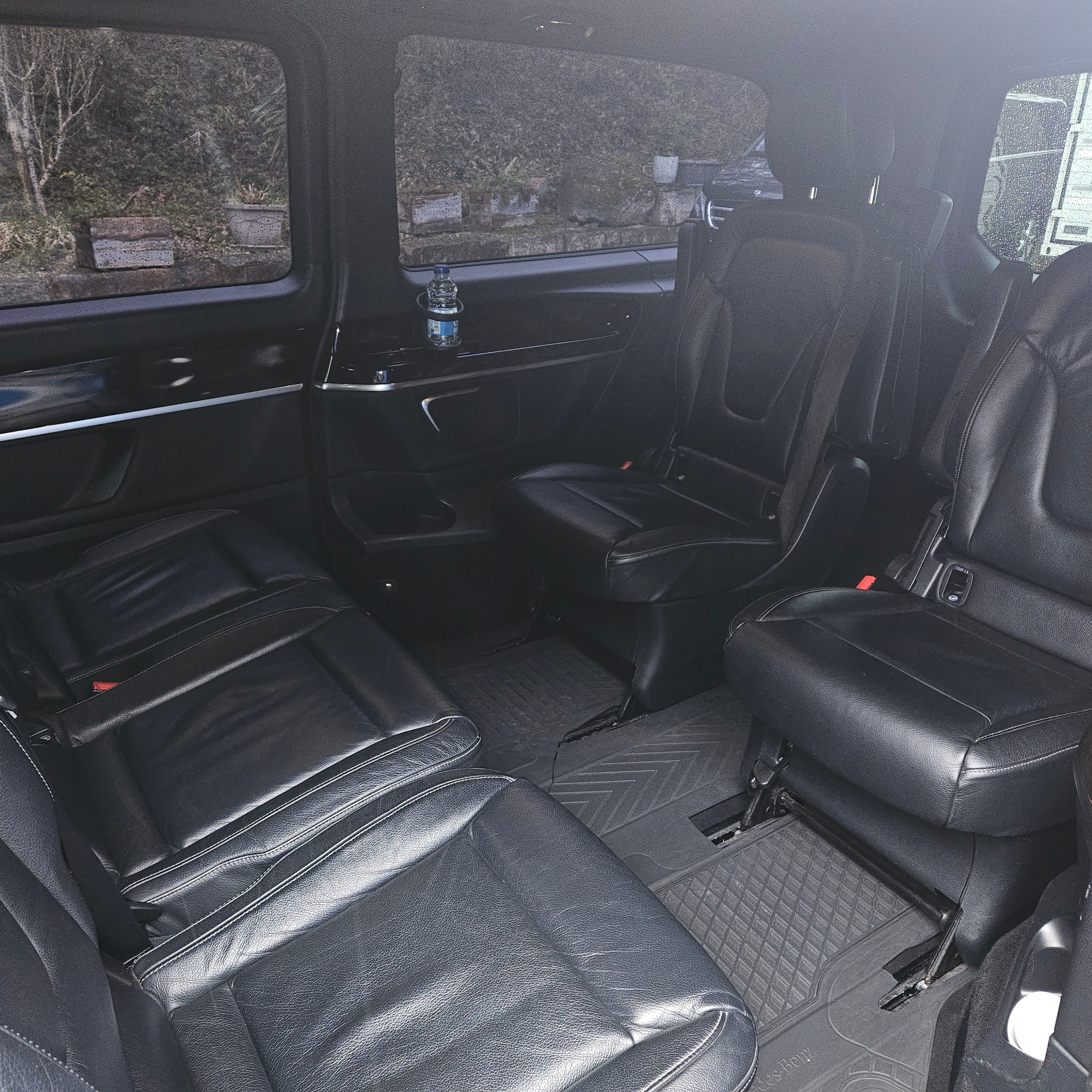 MERCEDES-BENZ V 250 d Avantgarde extralang 7G-Tronic-image-15