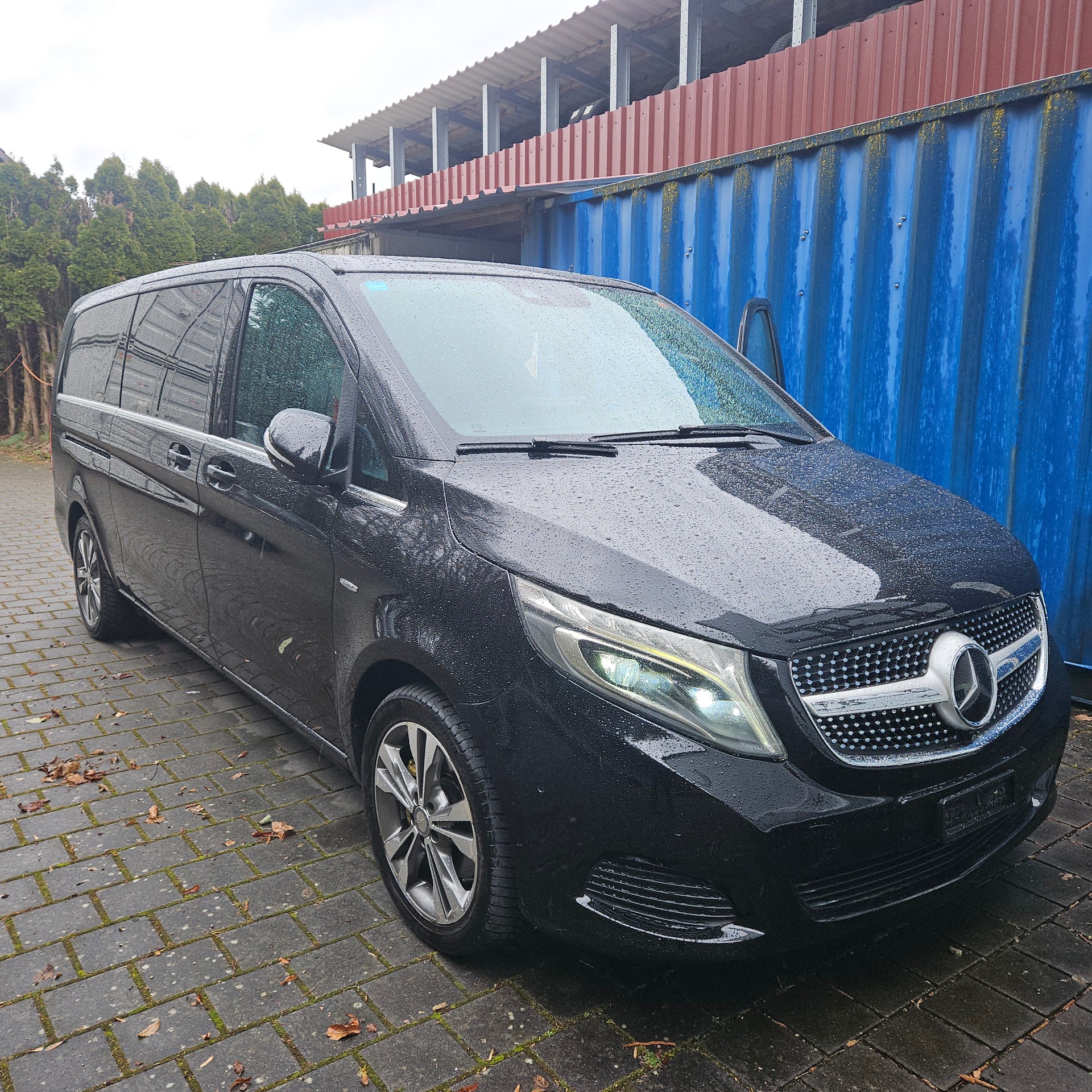 MERCEDES-BENZ V 250 d Avantgarde extralang 7G-Tronic-image-1
